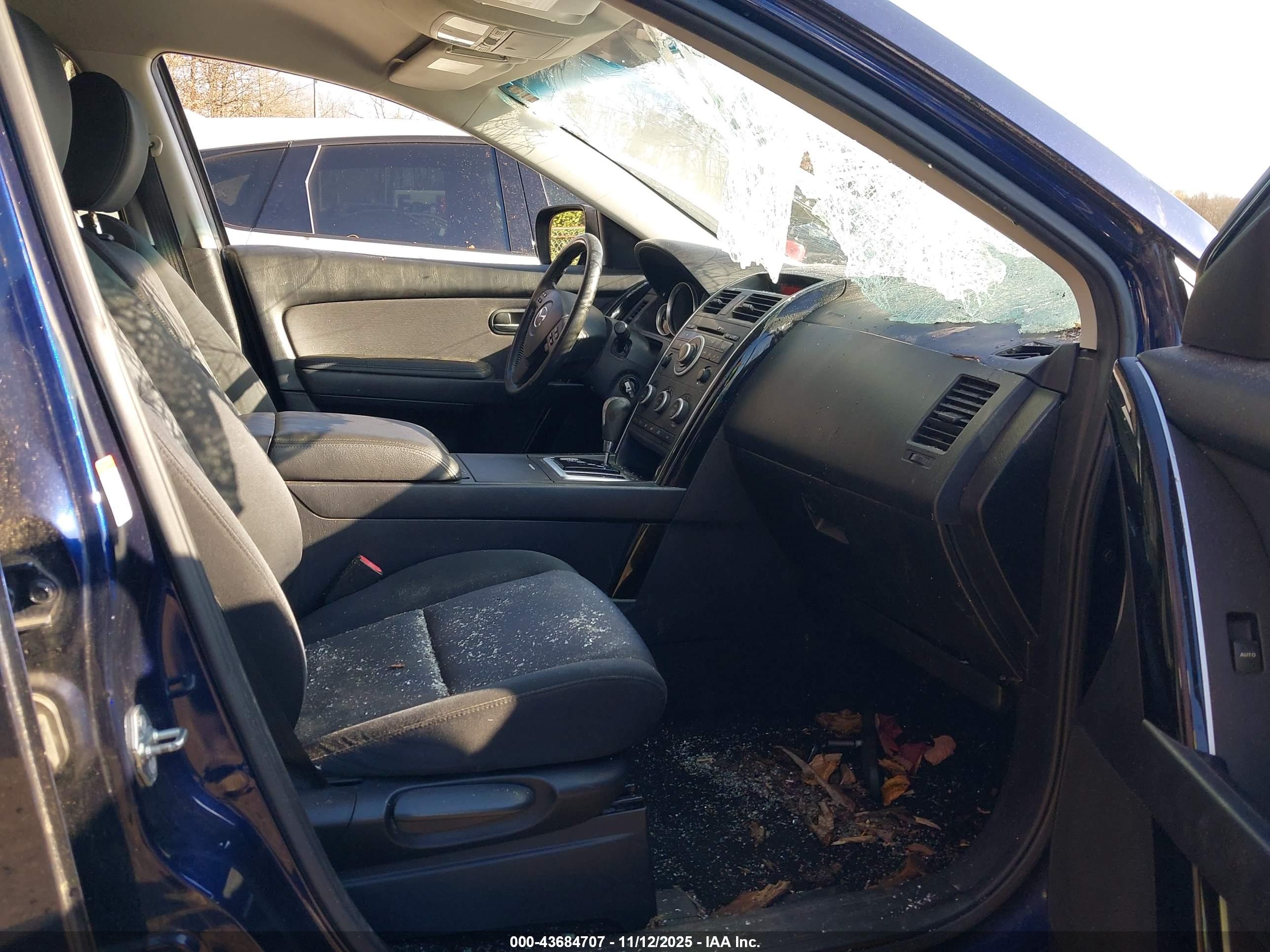 MAZDA CX-9 image 5