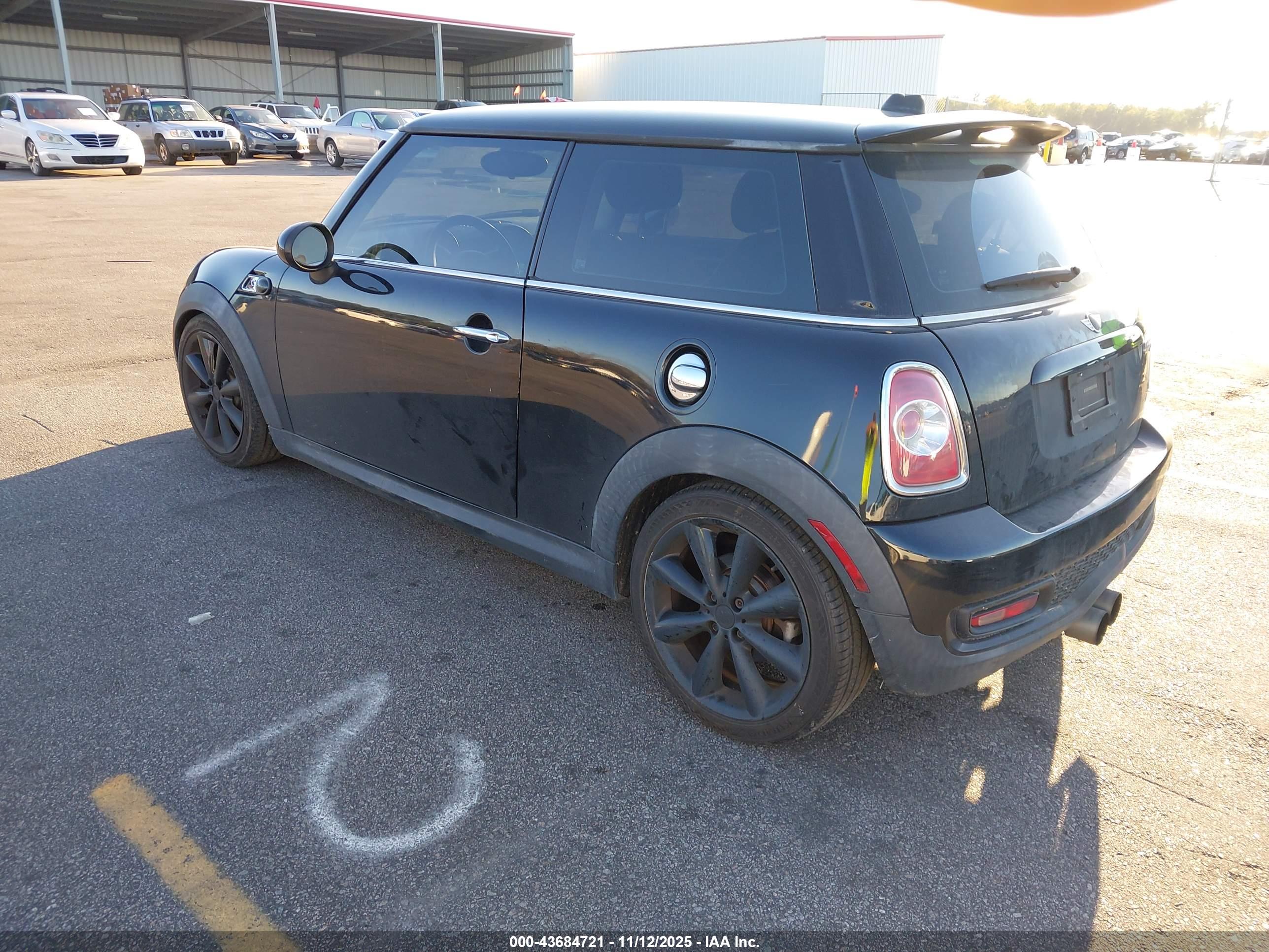 MINI HARDTOP image 3