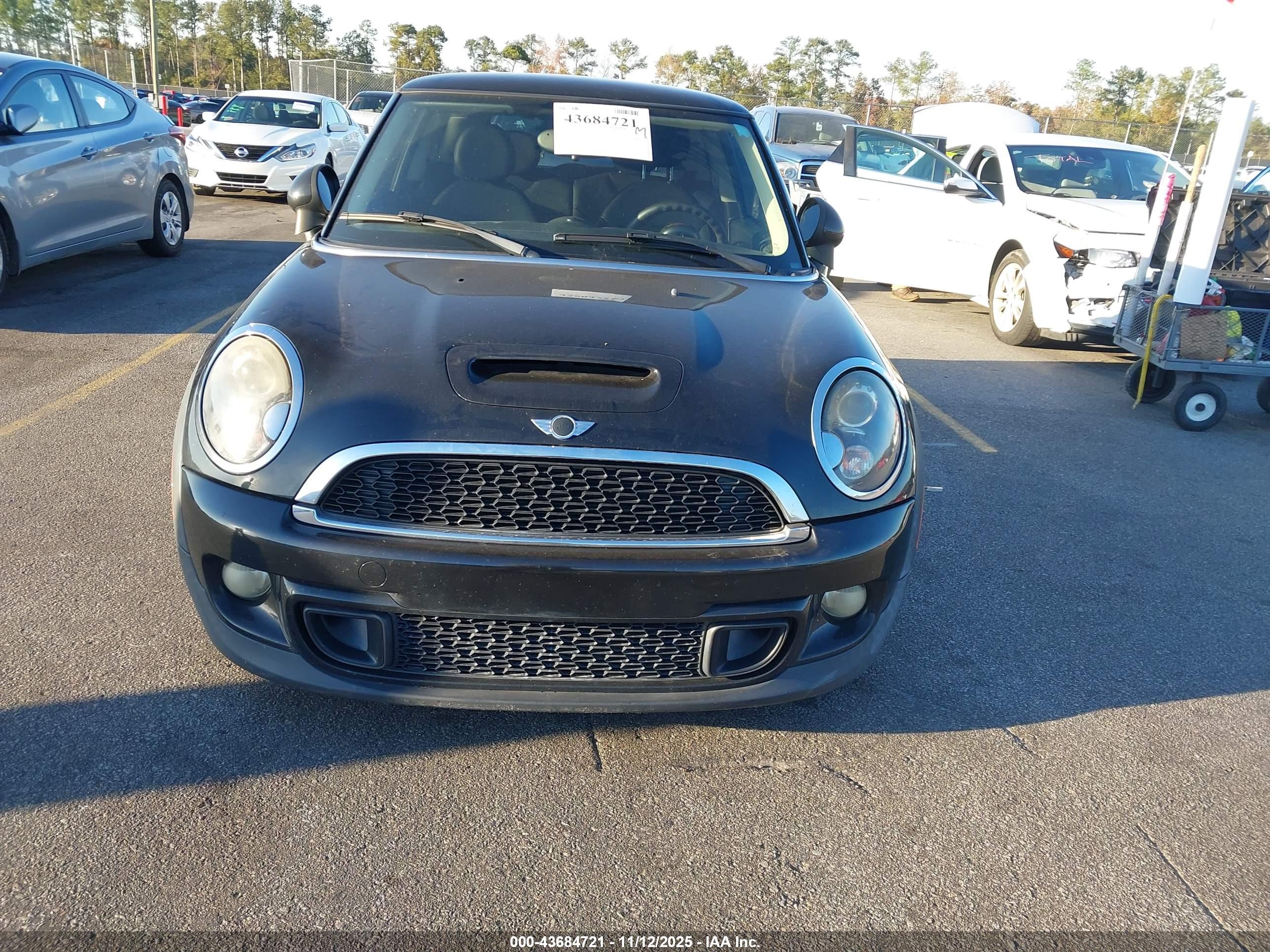 MINI HARDTOP image 6