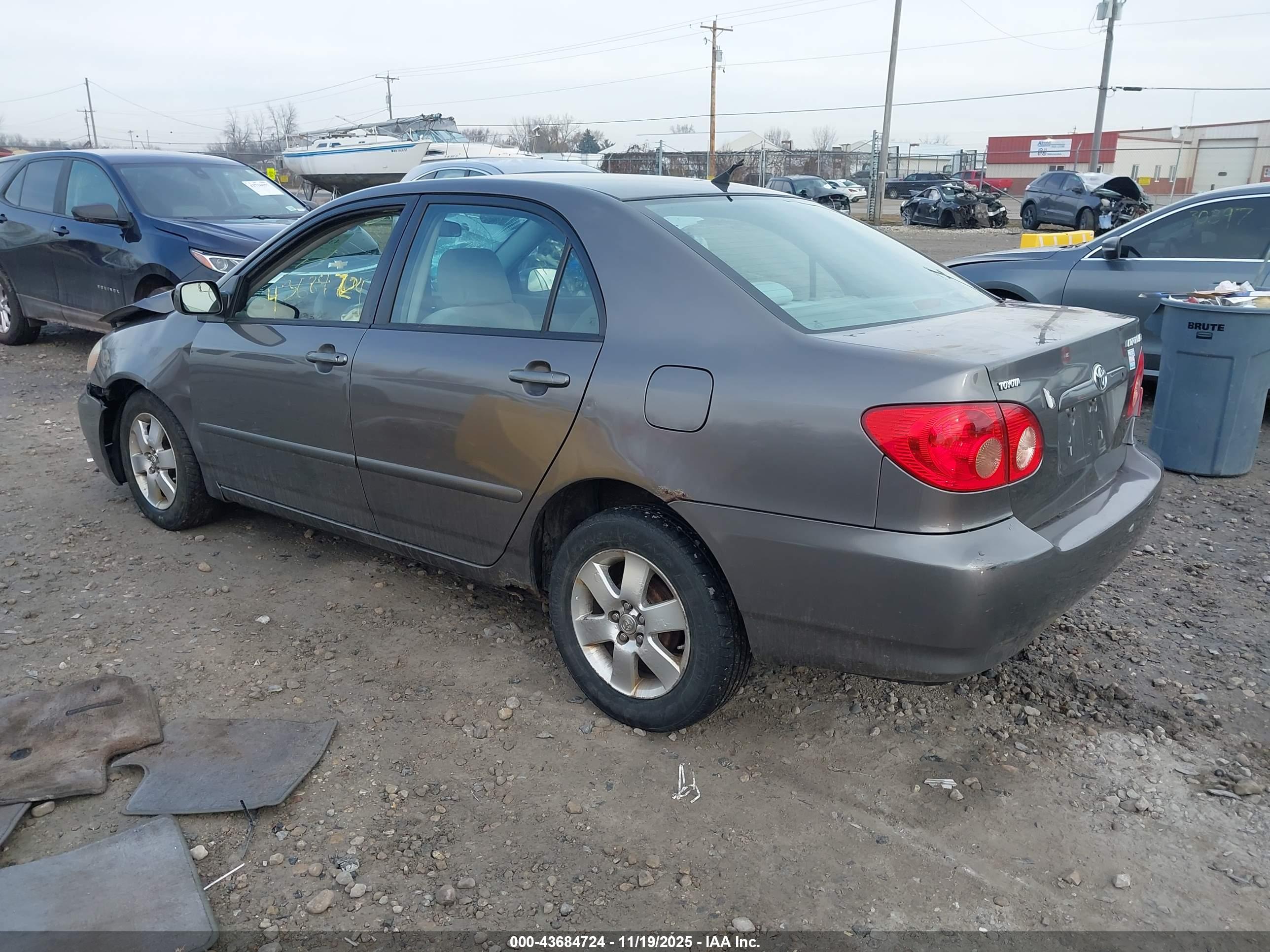TOYOTA COROLLA image 3