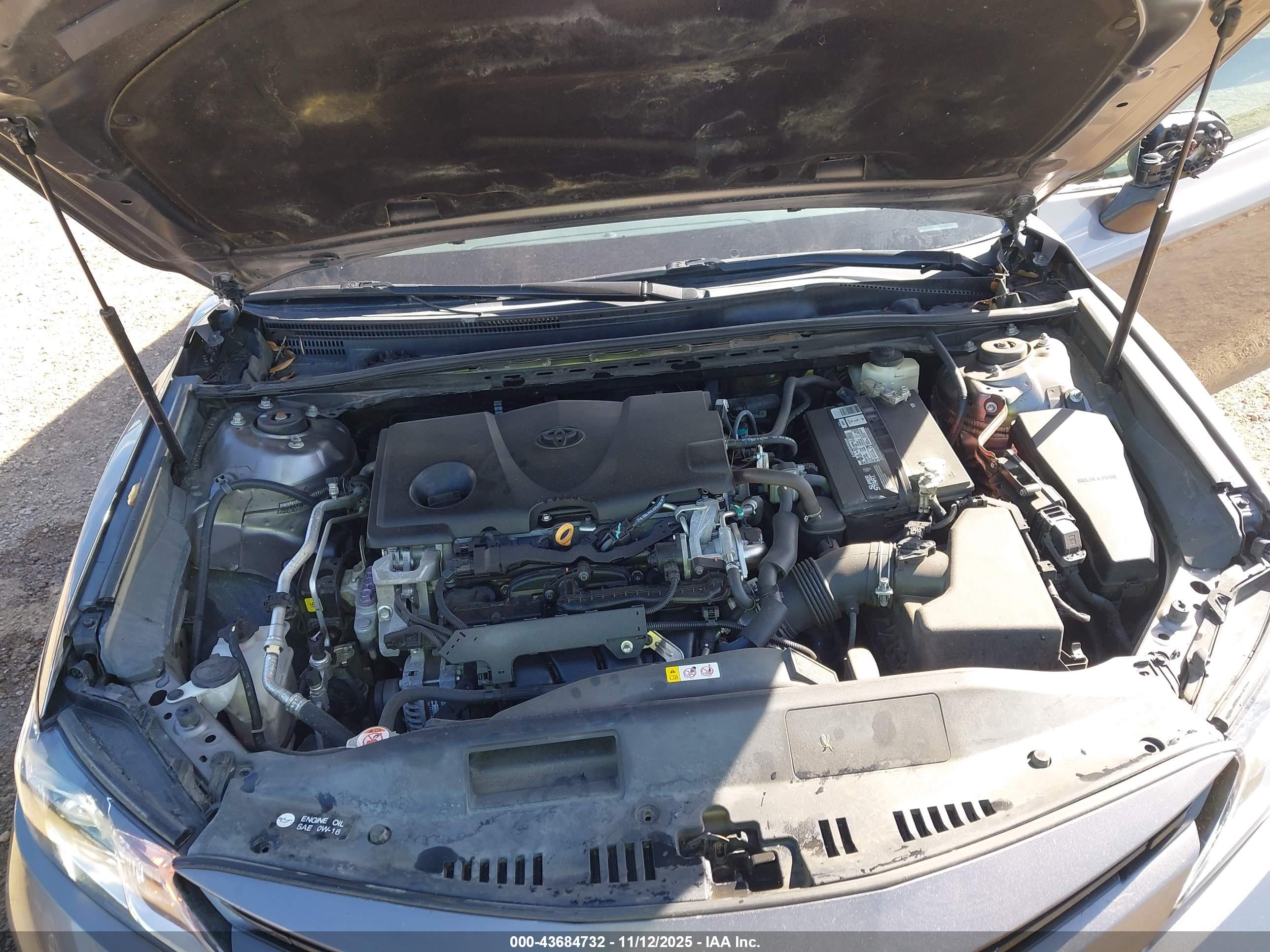 TOYOTA CAMRY image 10