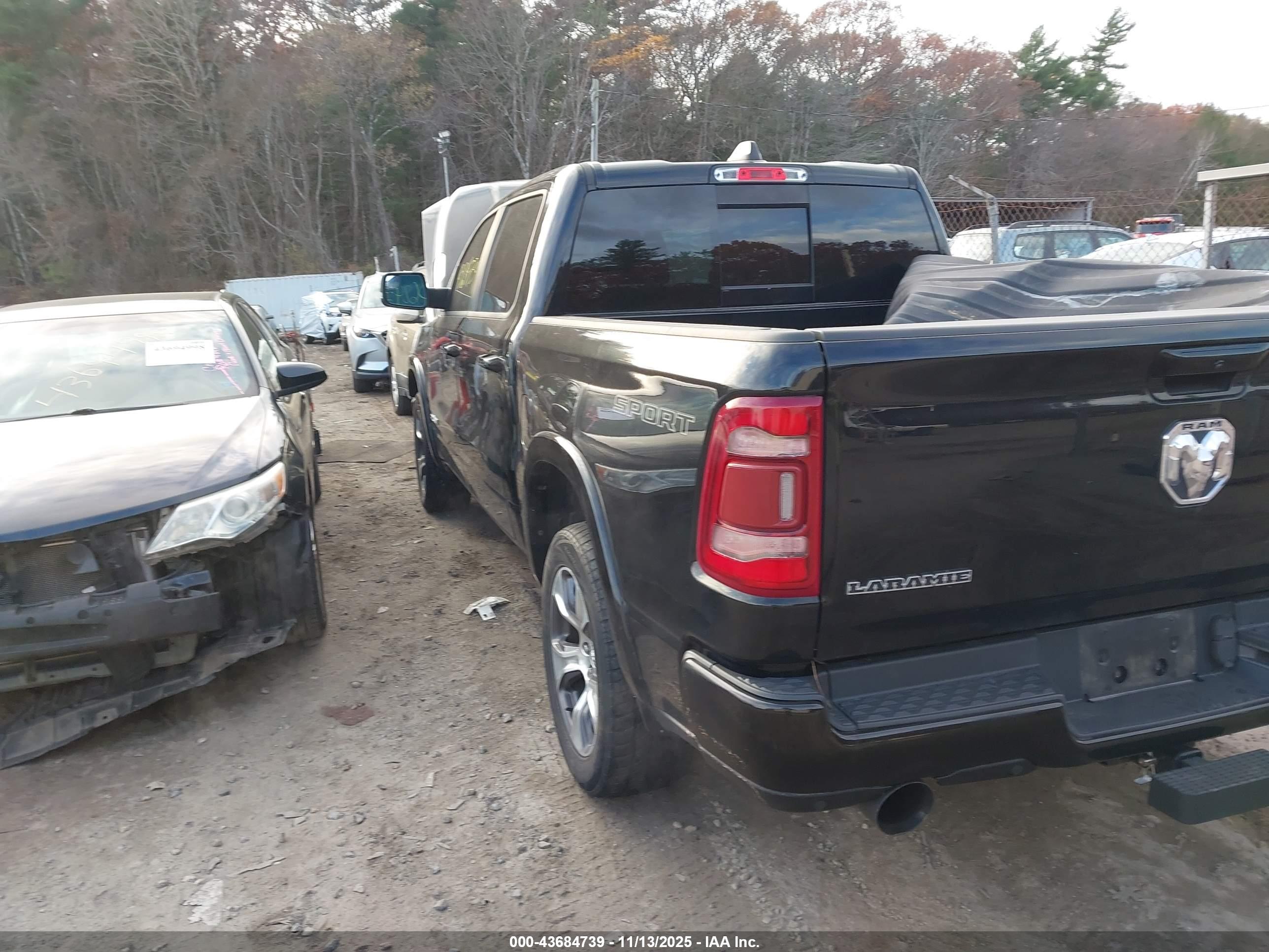 RAM 1500 image 3
