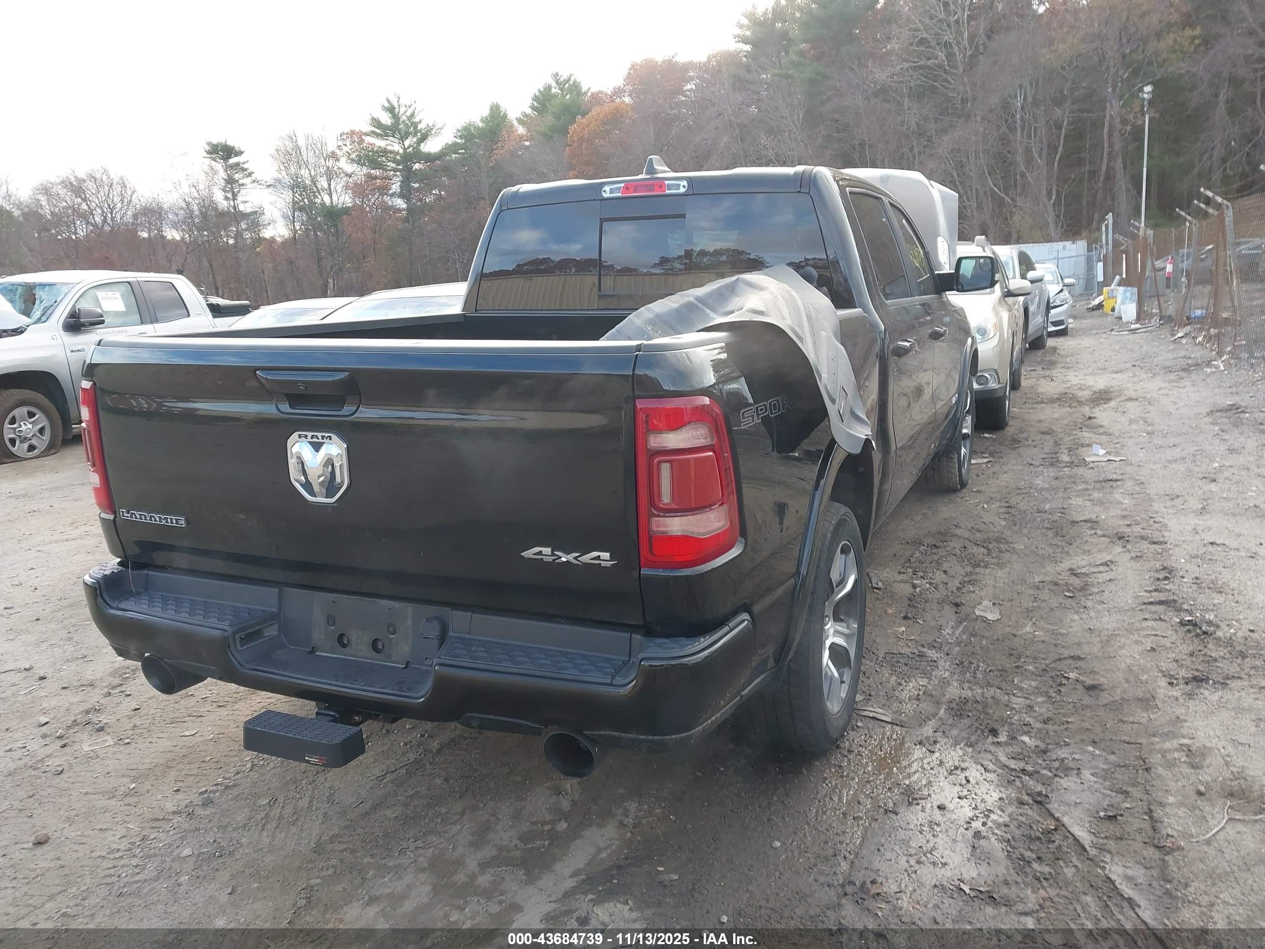 RAM 1500 image 4