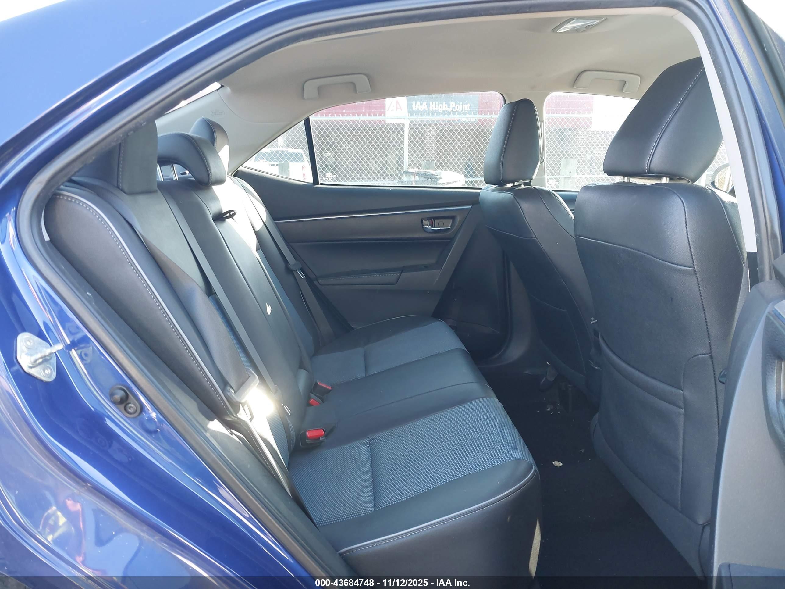 TOYOTA COROLLA image 8