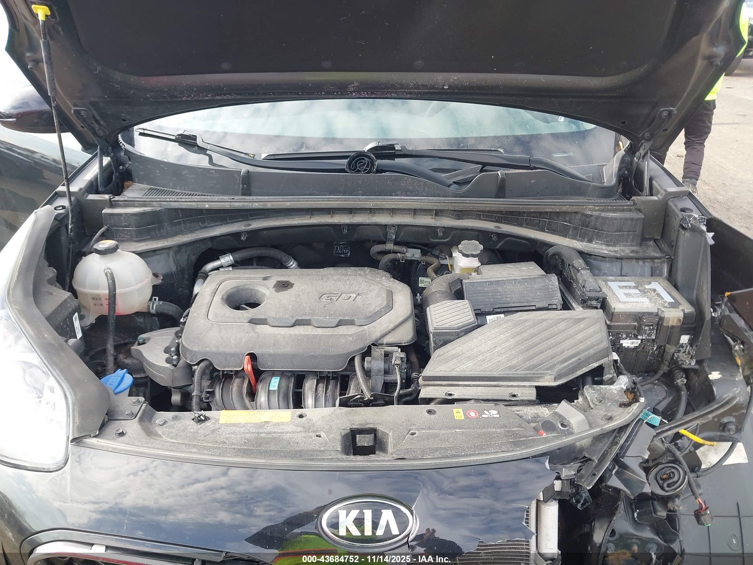 KIA SPORTAGE image 10