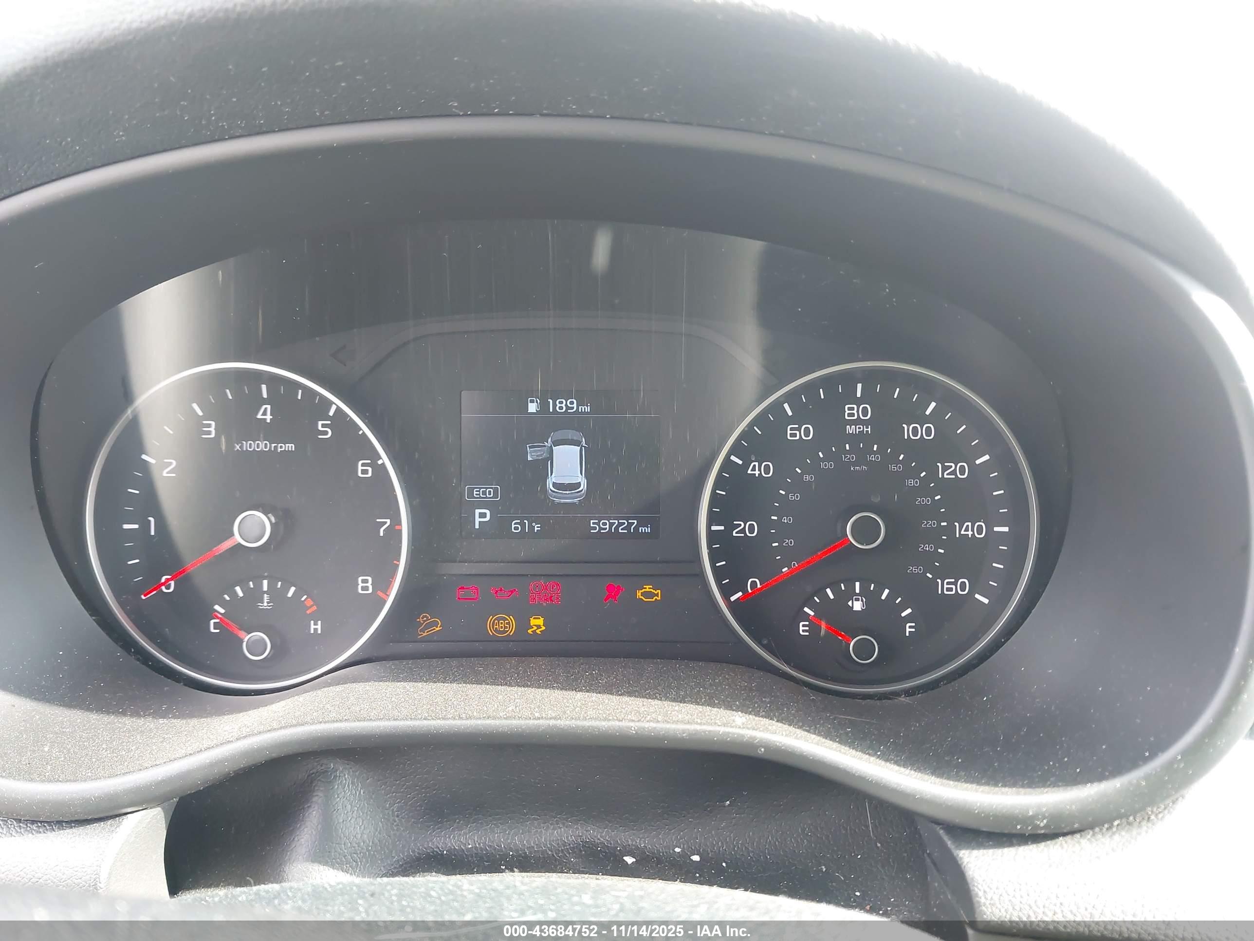 KIA SPORTAGE image 7