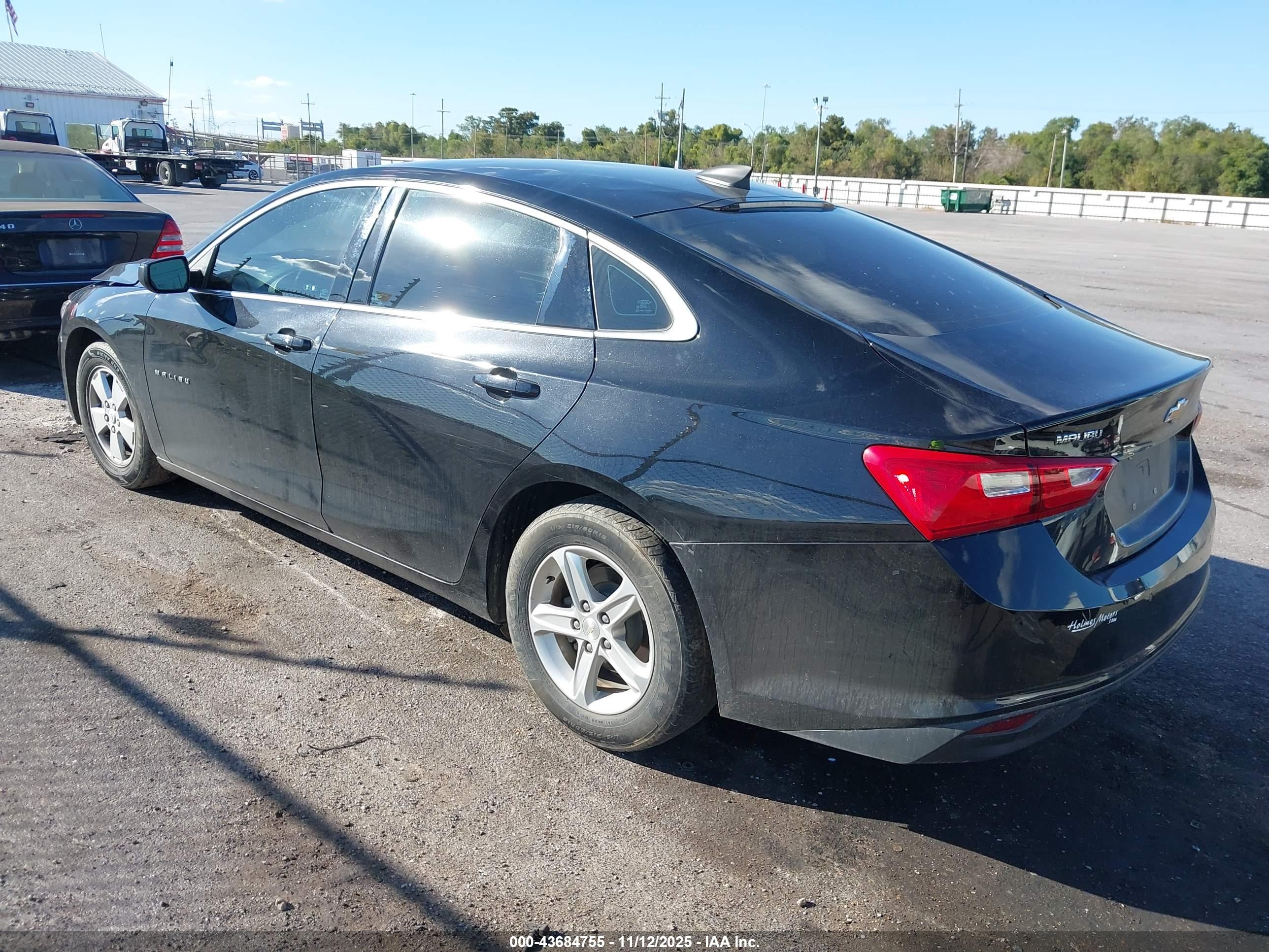 CHEVROLET MALIBU image 3