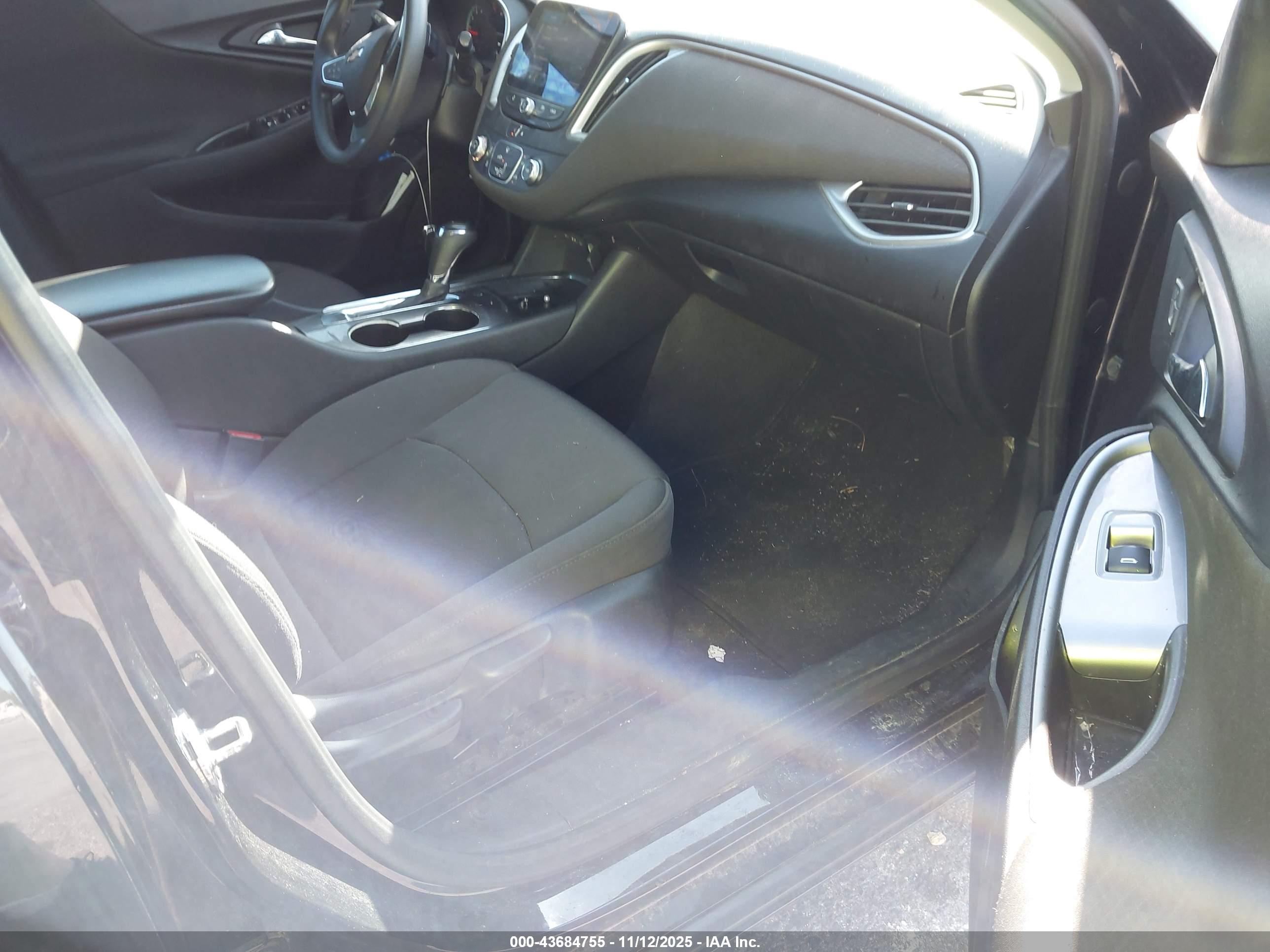 CHEVROLET MALIBU image 5