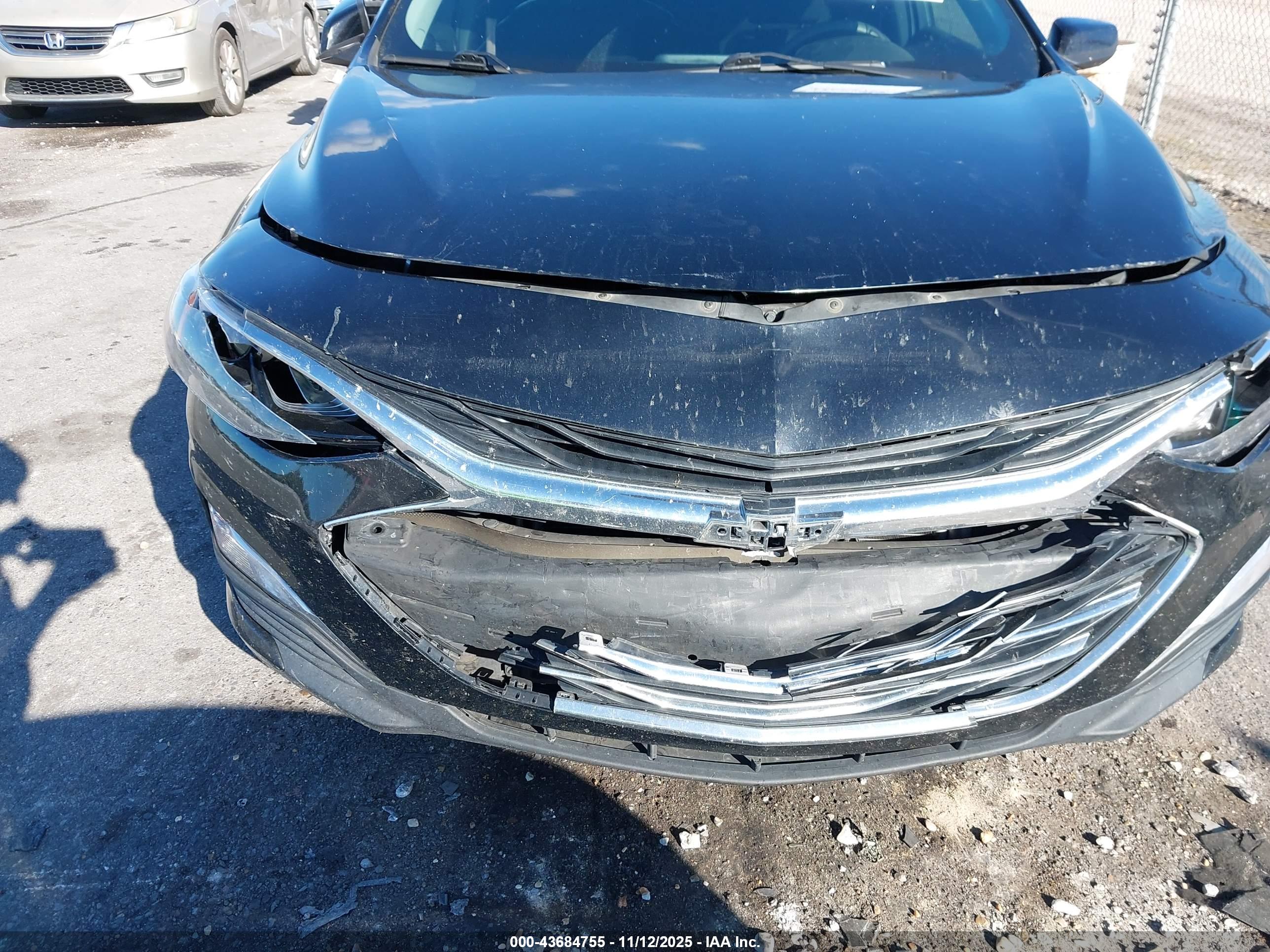 CHEVROLET MALIBU image 6