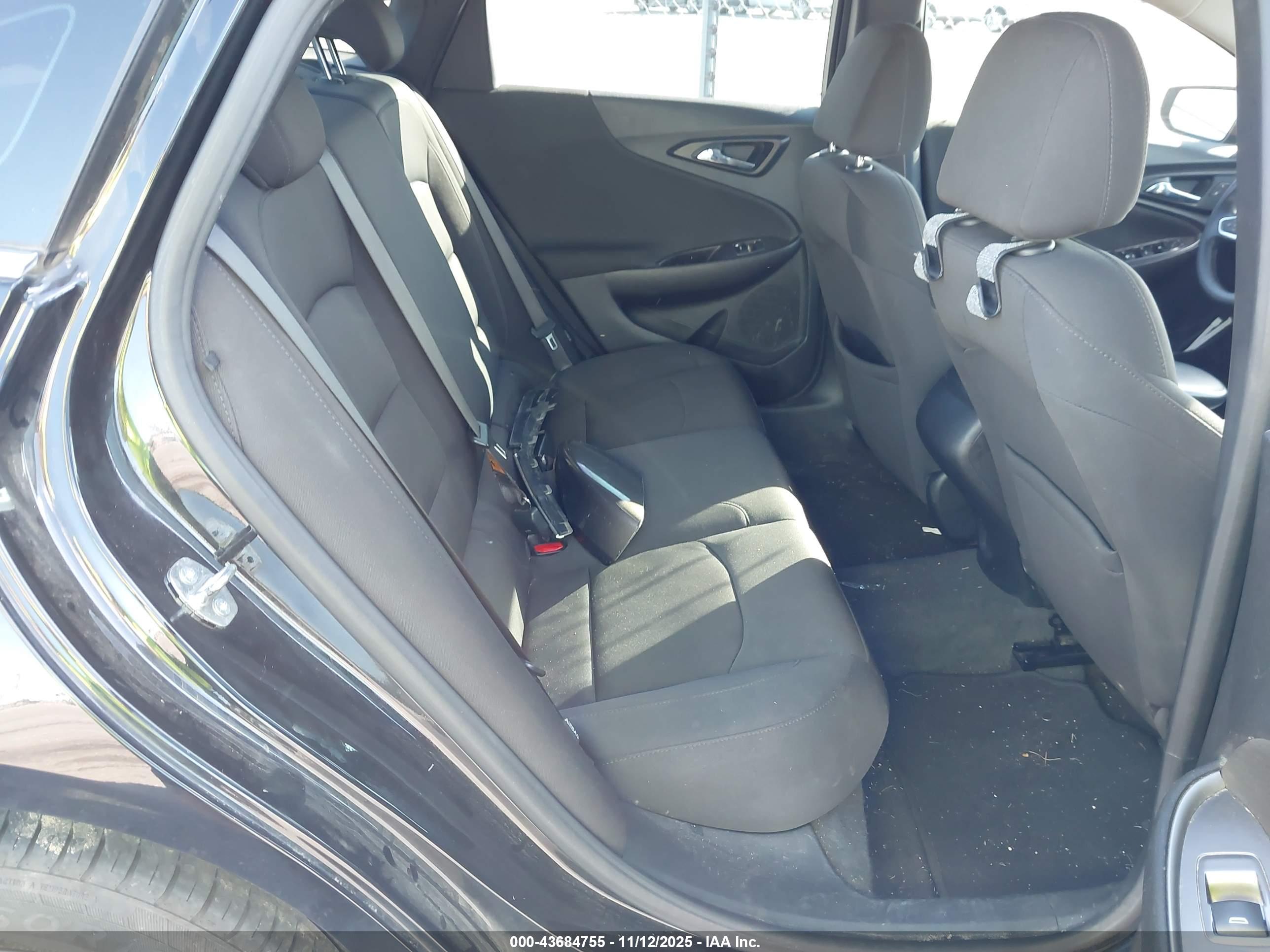 CHEVROLET MALIBU image 8