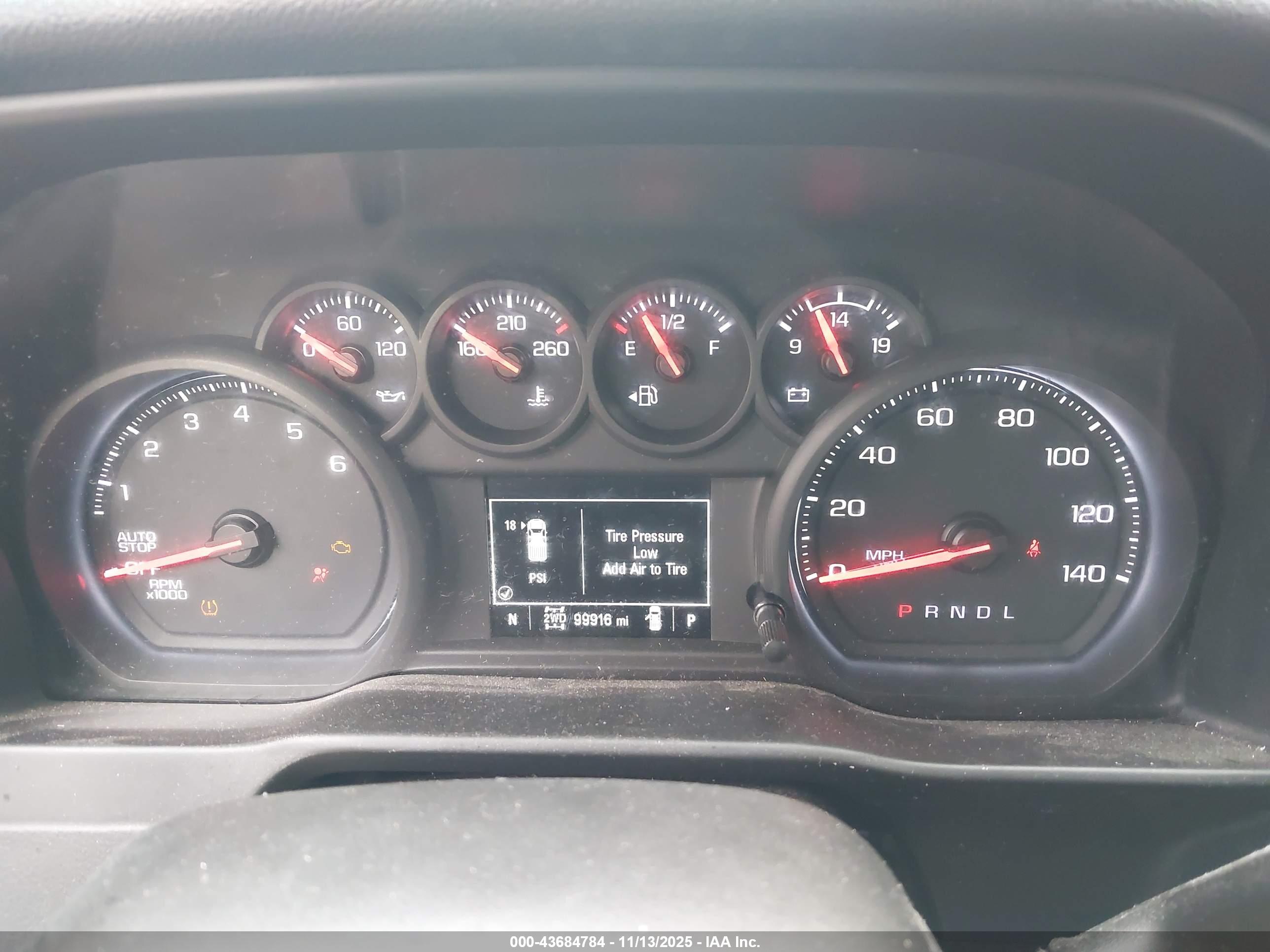 CHEVROLET SILVERADO image 7