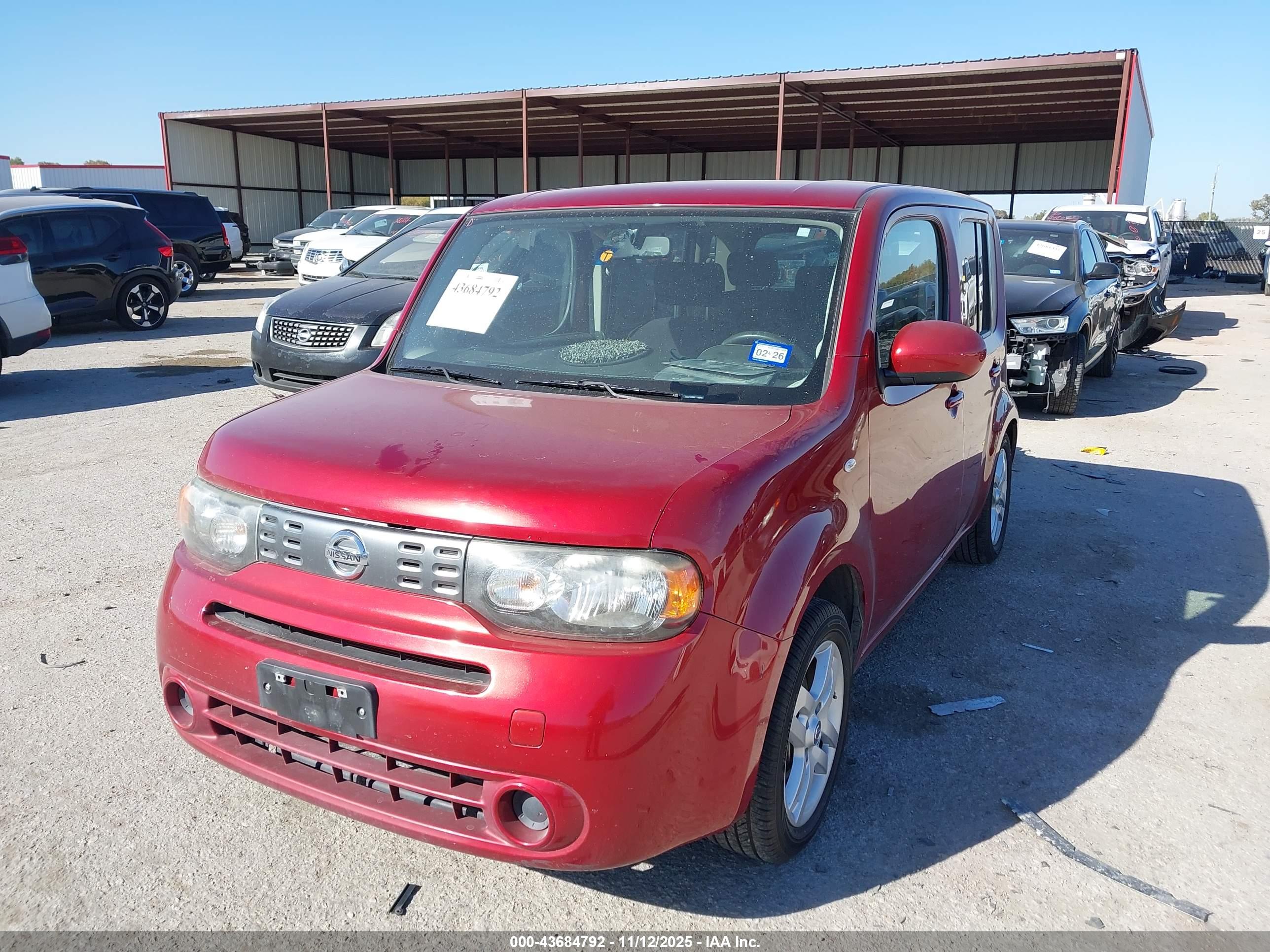 NISSAN CUBE image 2