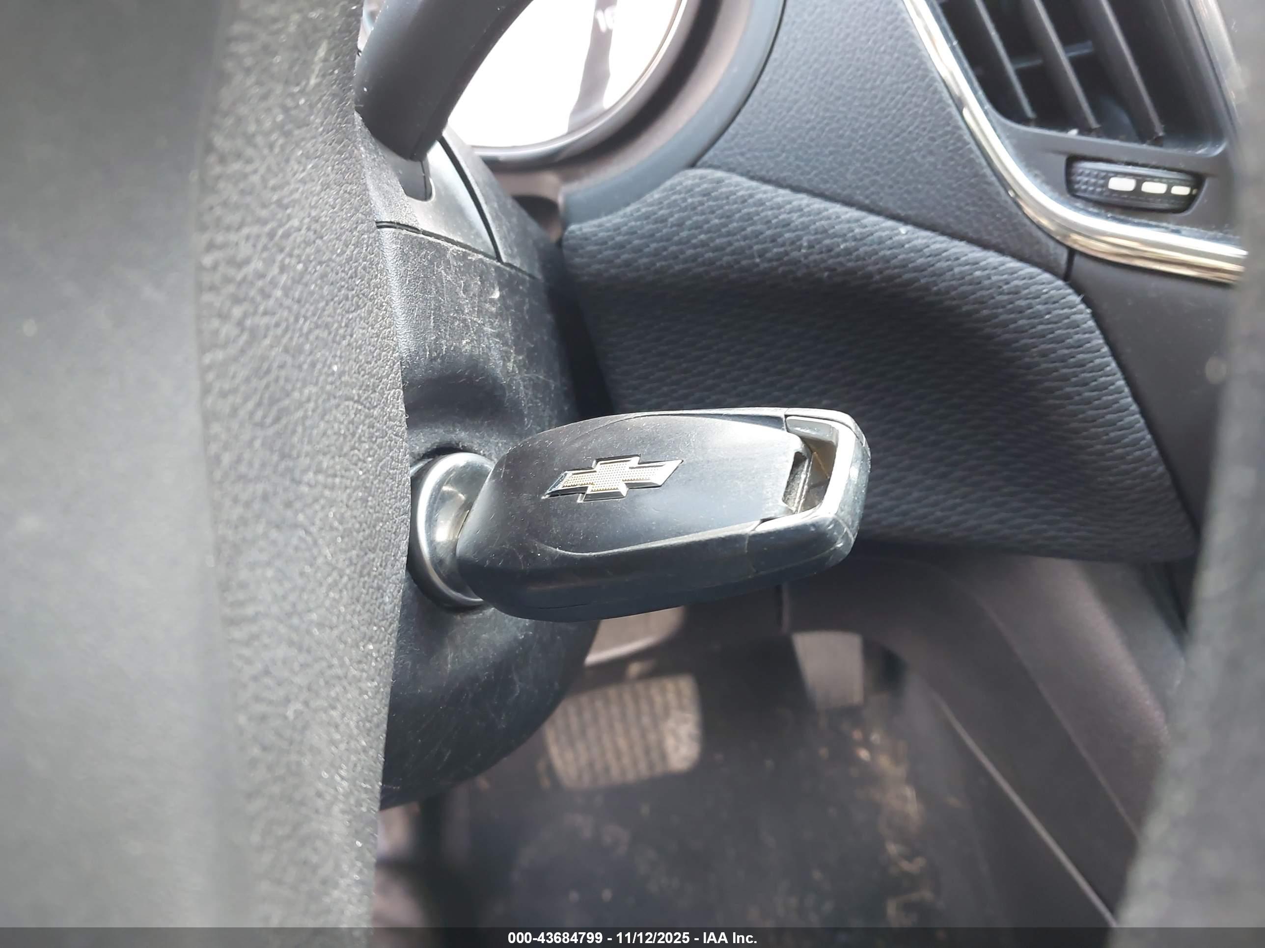 CHEVROLET CRUZE image 11