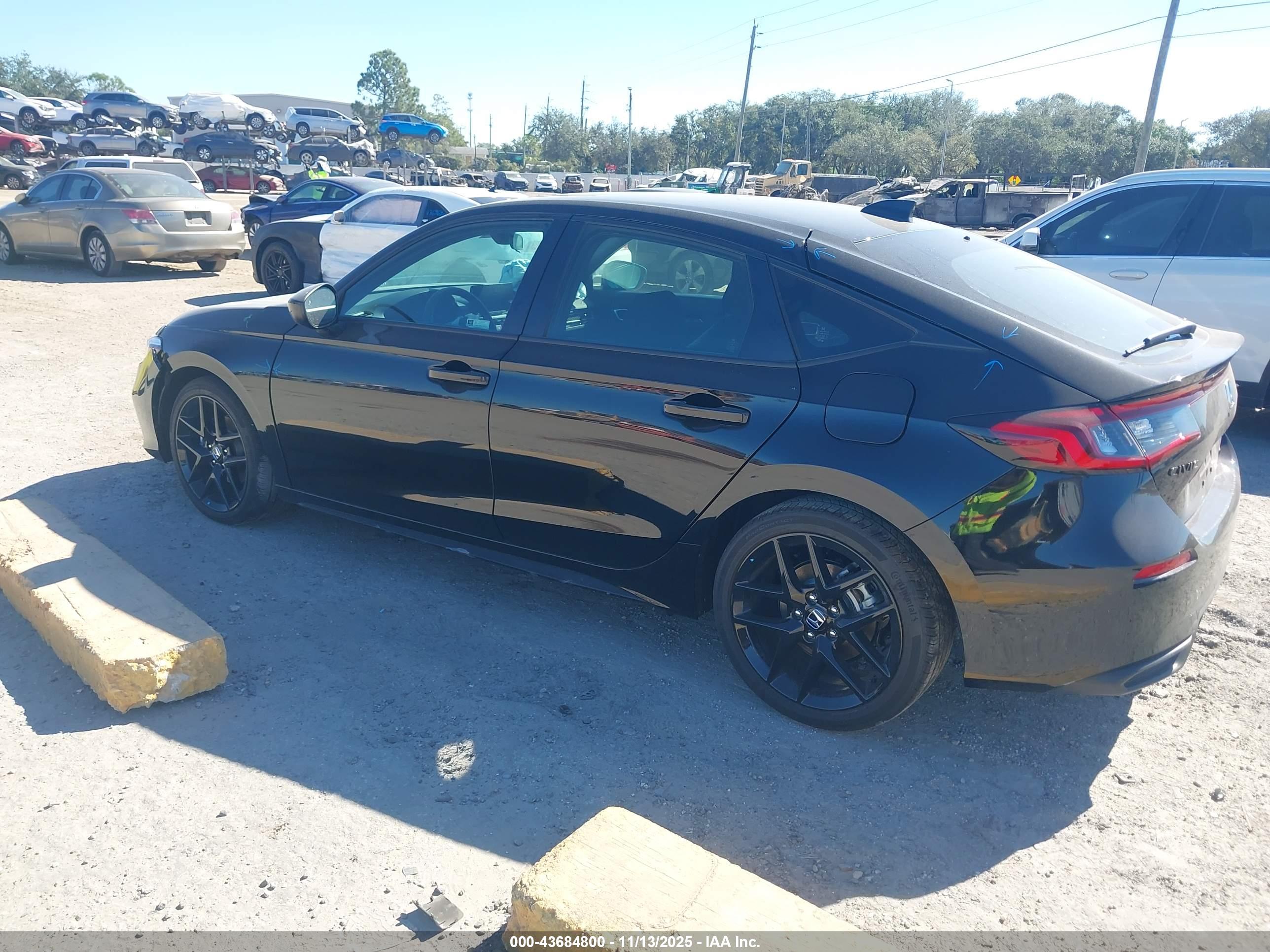 HONDA CIVIC image 3