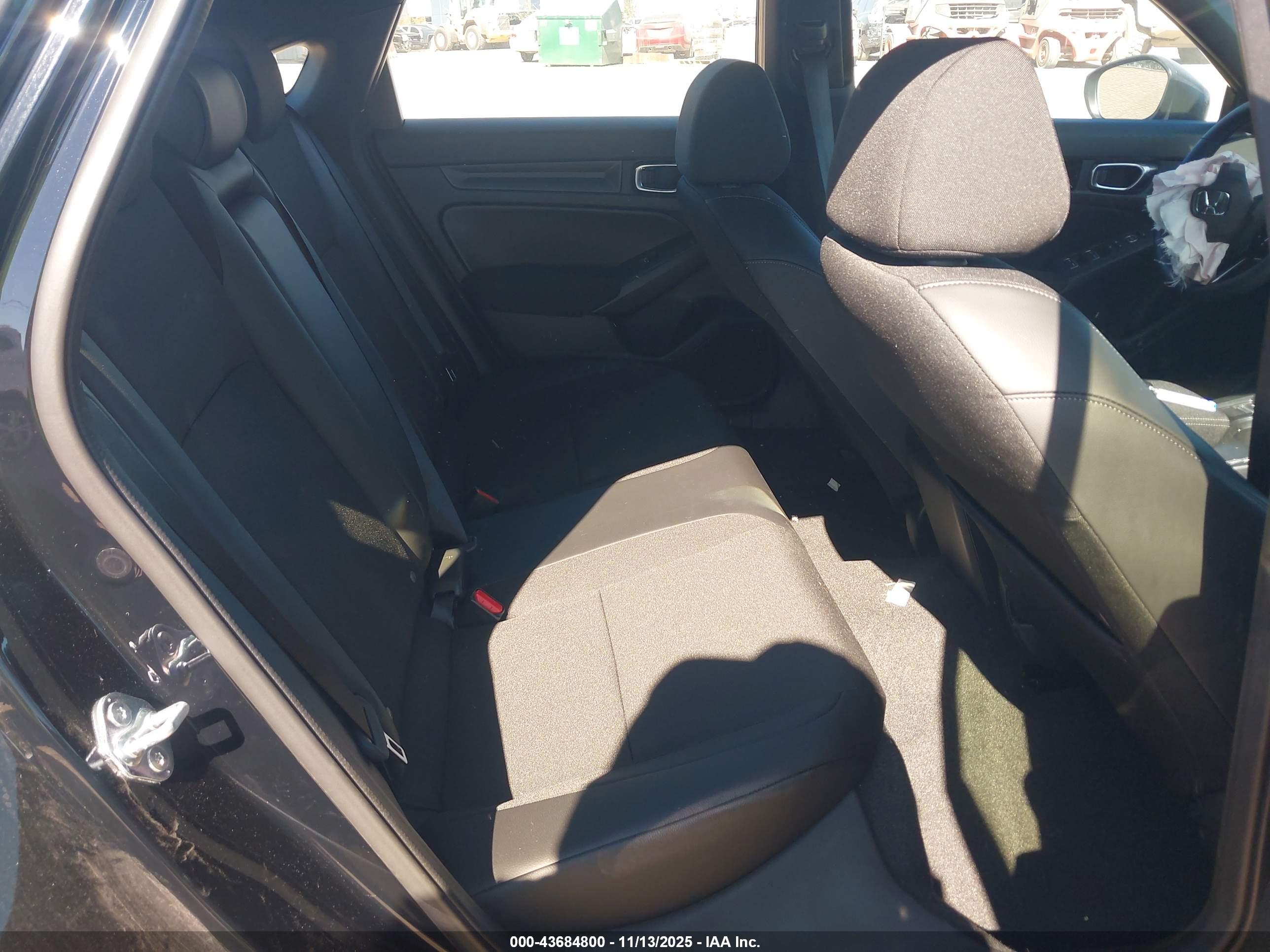 HONDA CIVIC image 8