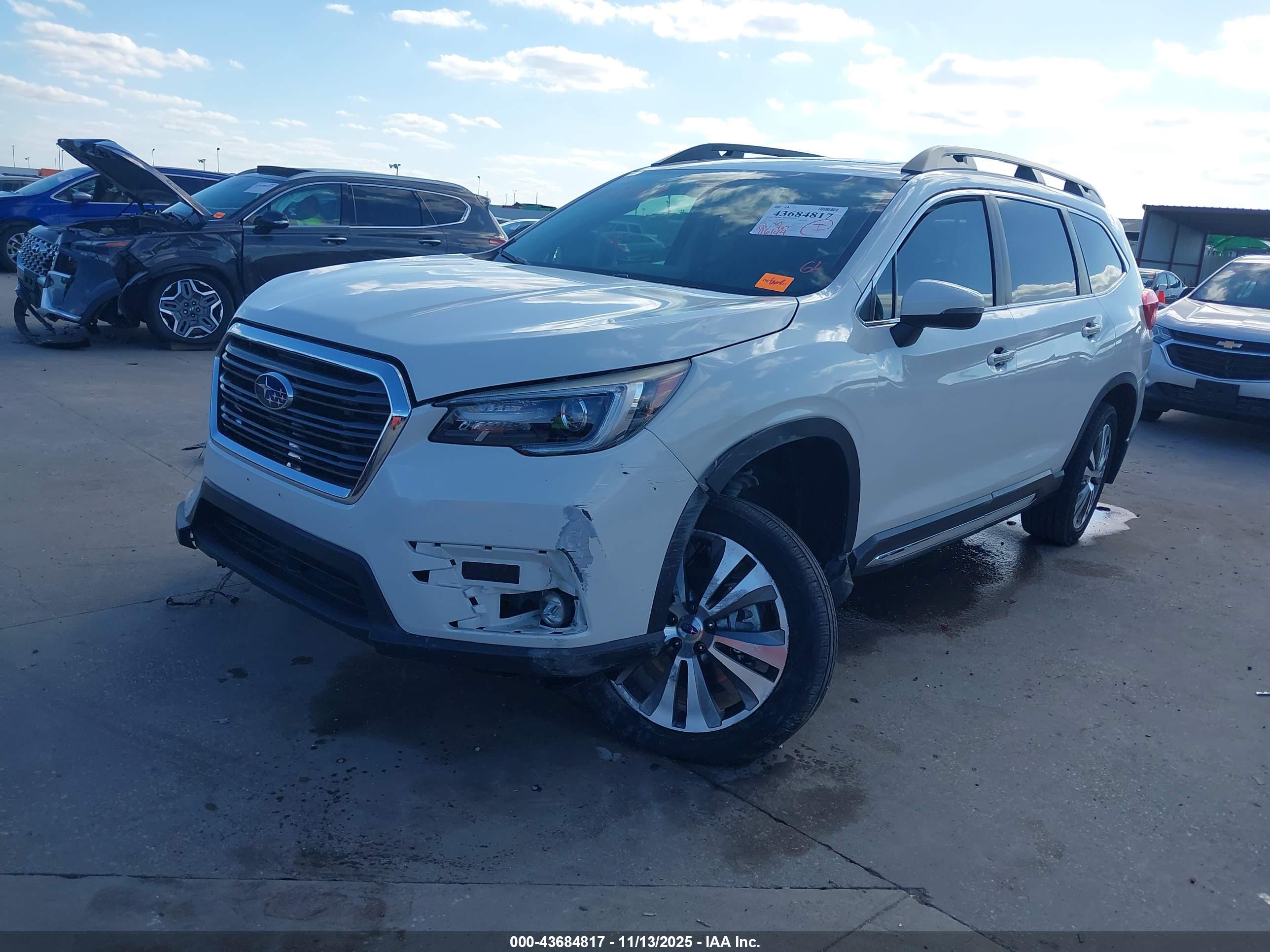 SUBARU ASCENT image 2
