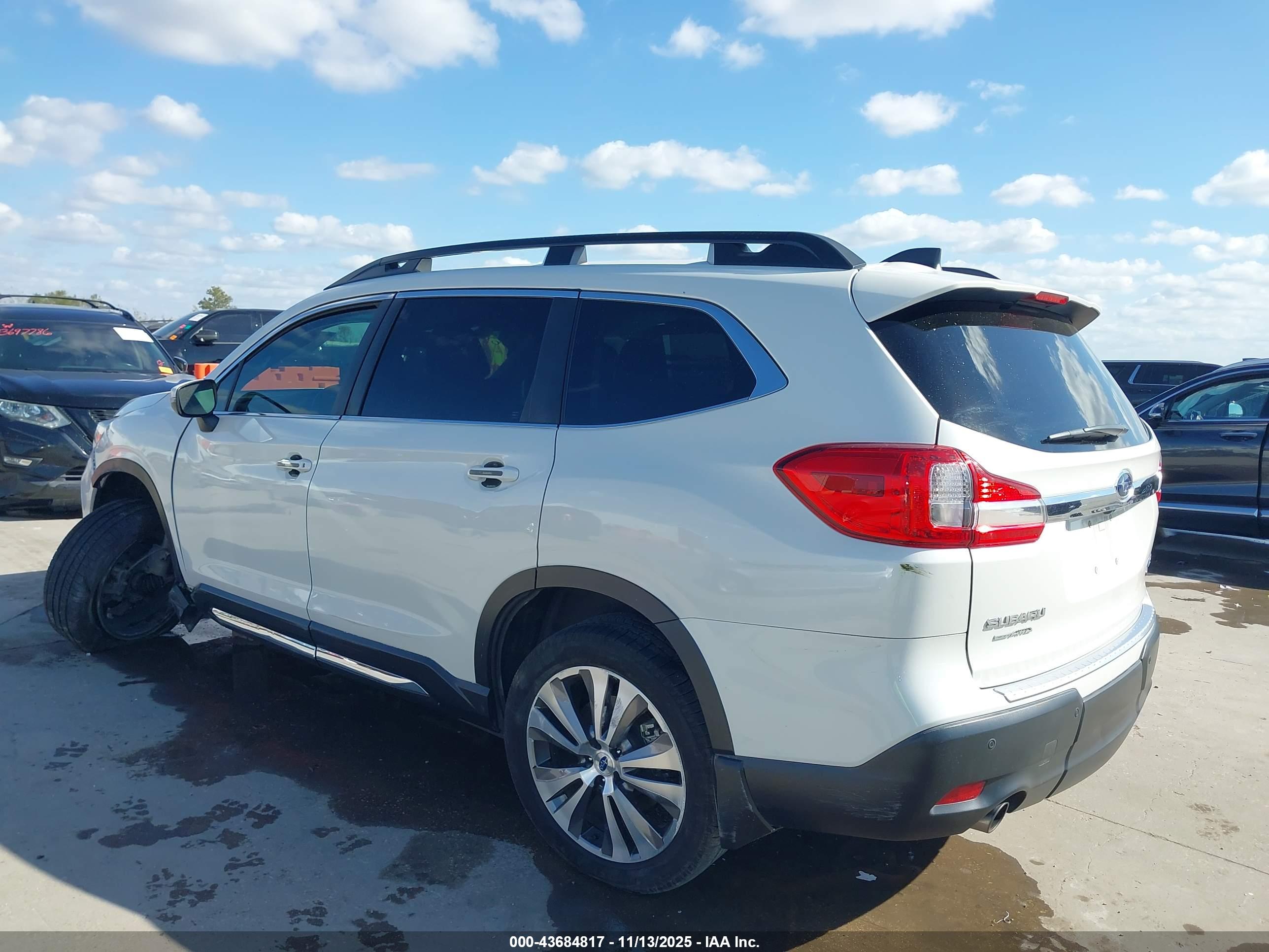 SUBARU ASCENT image 3