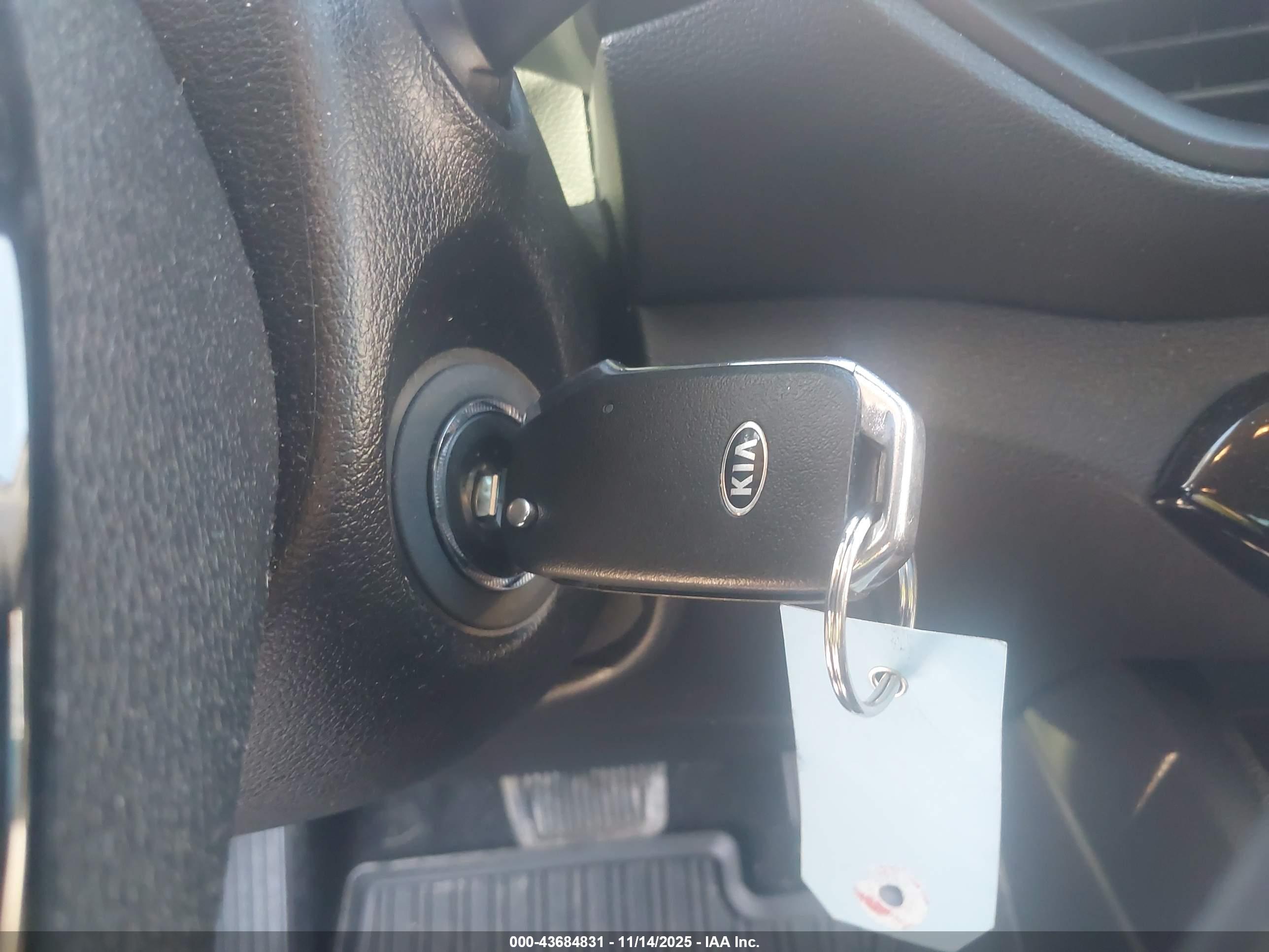 KIA FORTE image 11