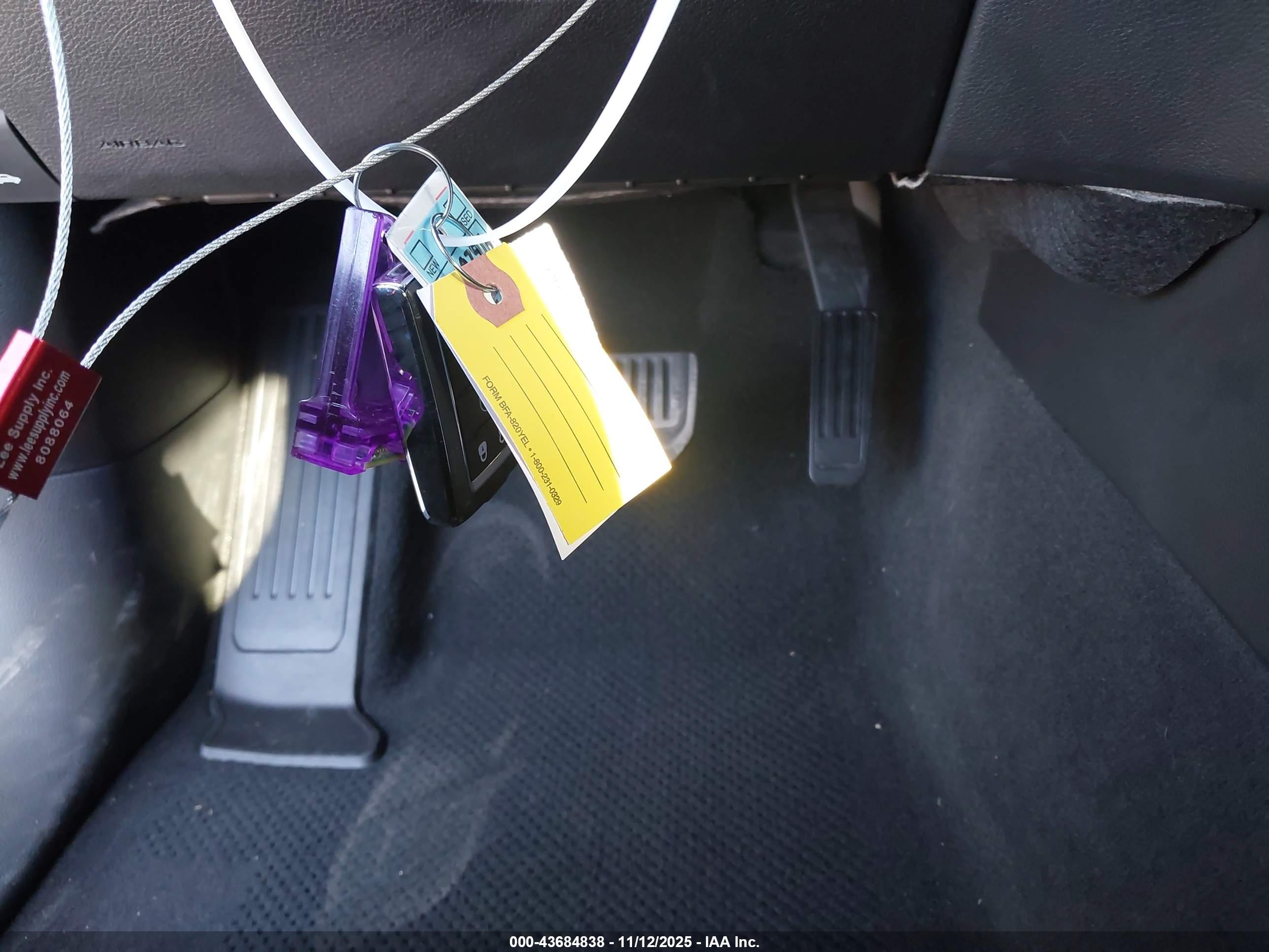 JEEP GRAND image 11