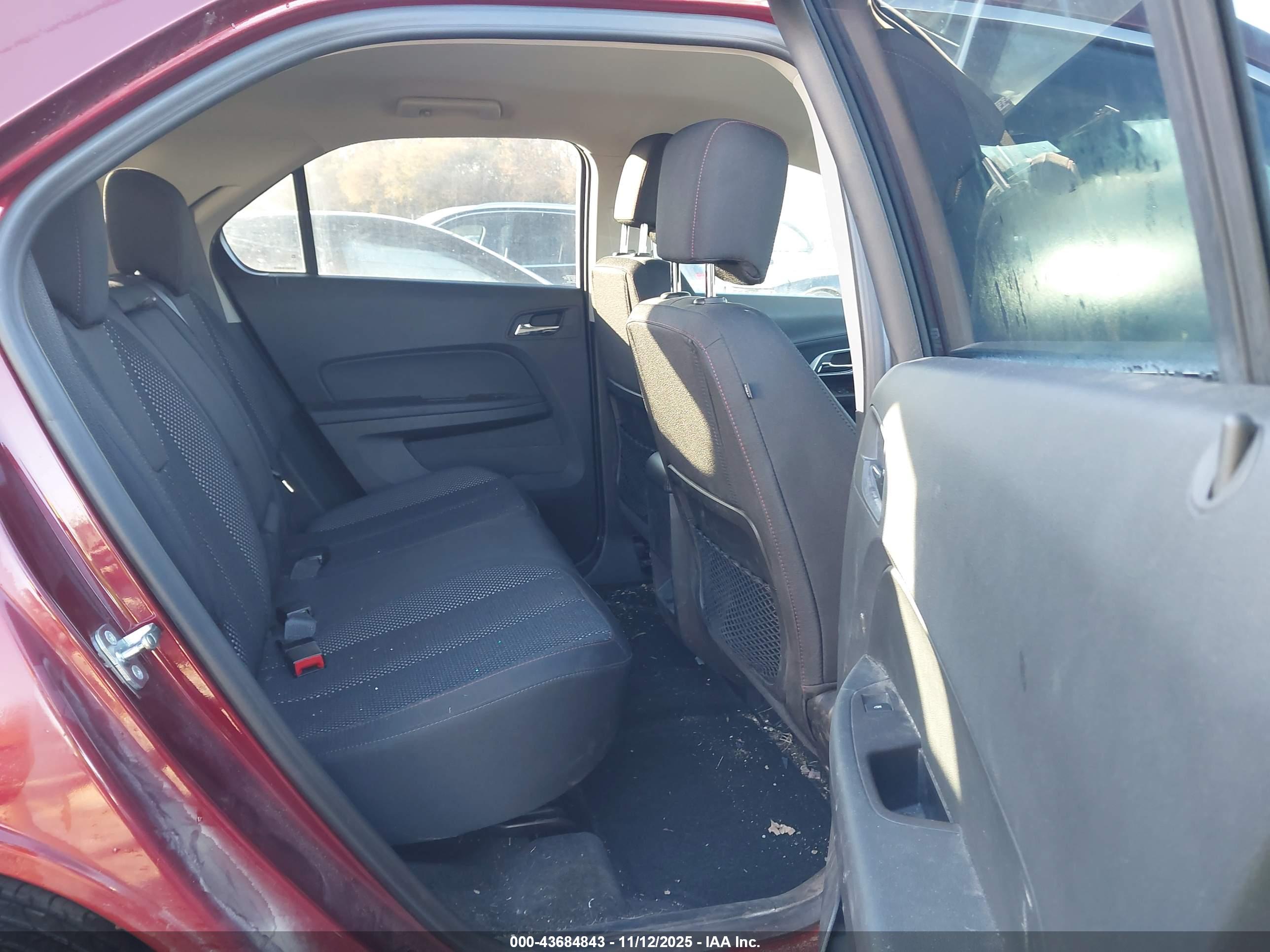 CHEVROLET EQUINOX image 8