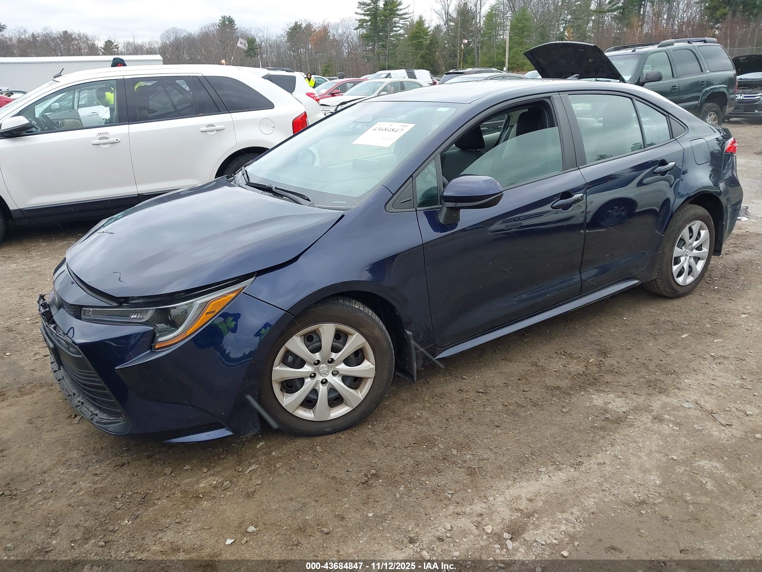 TOYOTA COROLLA image 2