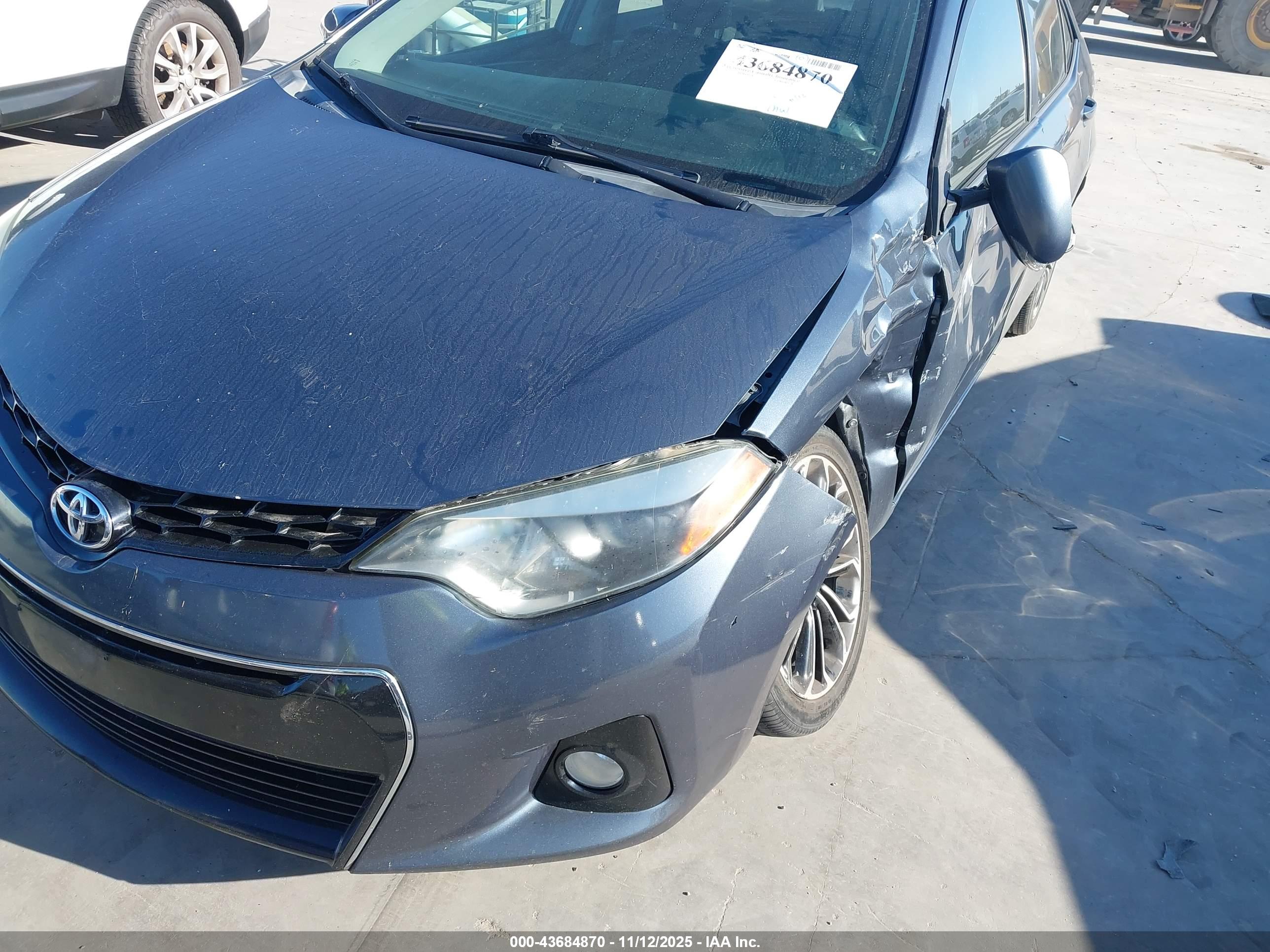 TOYOTA COROLLA image 6