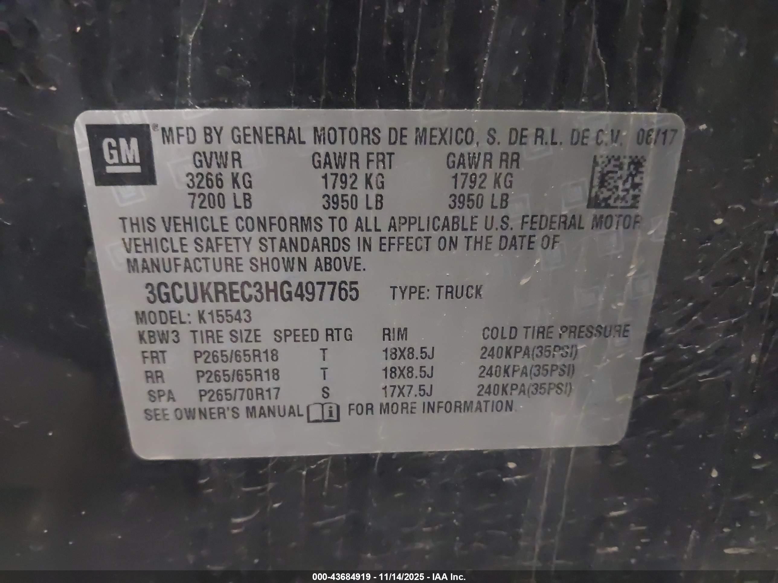 CHEVROLET SILVERADO image 9