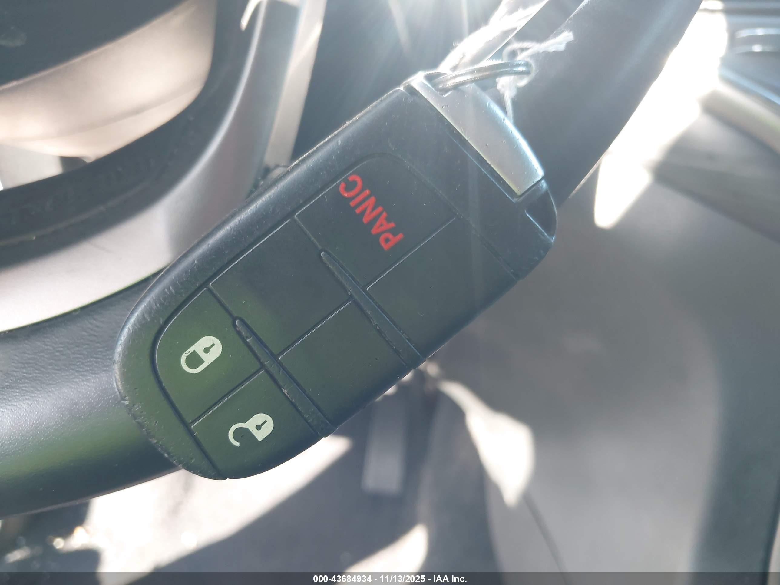 JEEP GRAND image 11