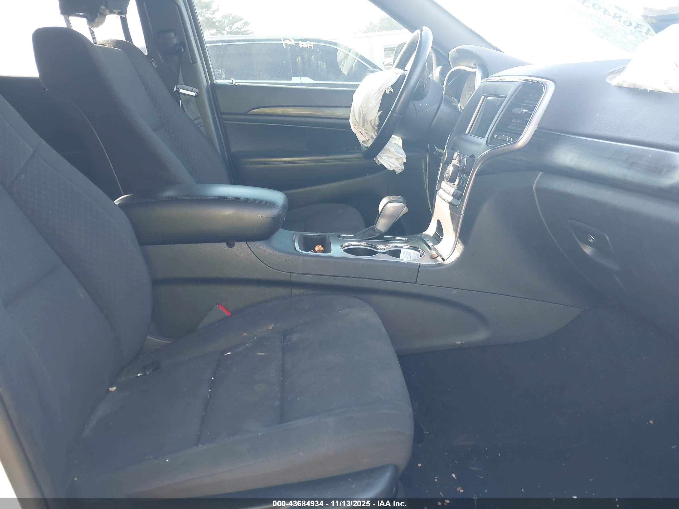 JEEP GRAND image 5