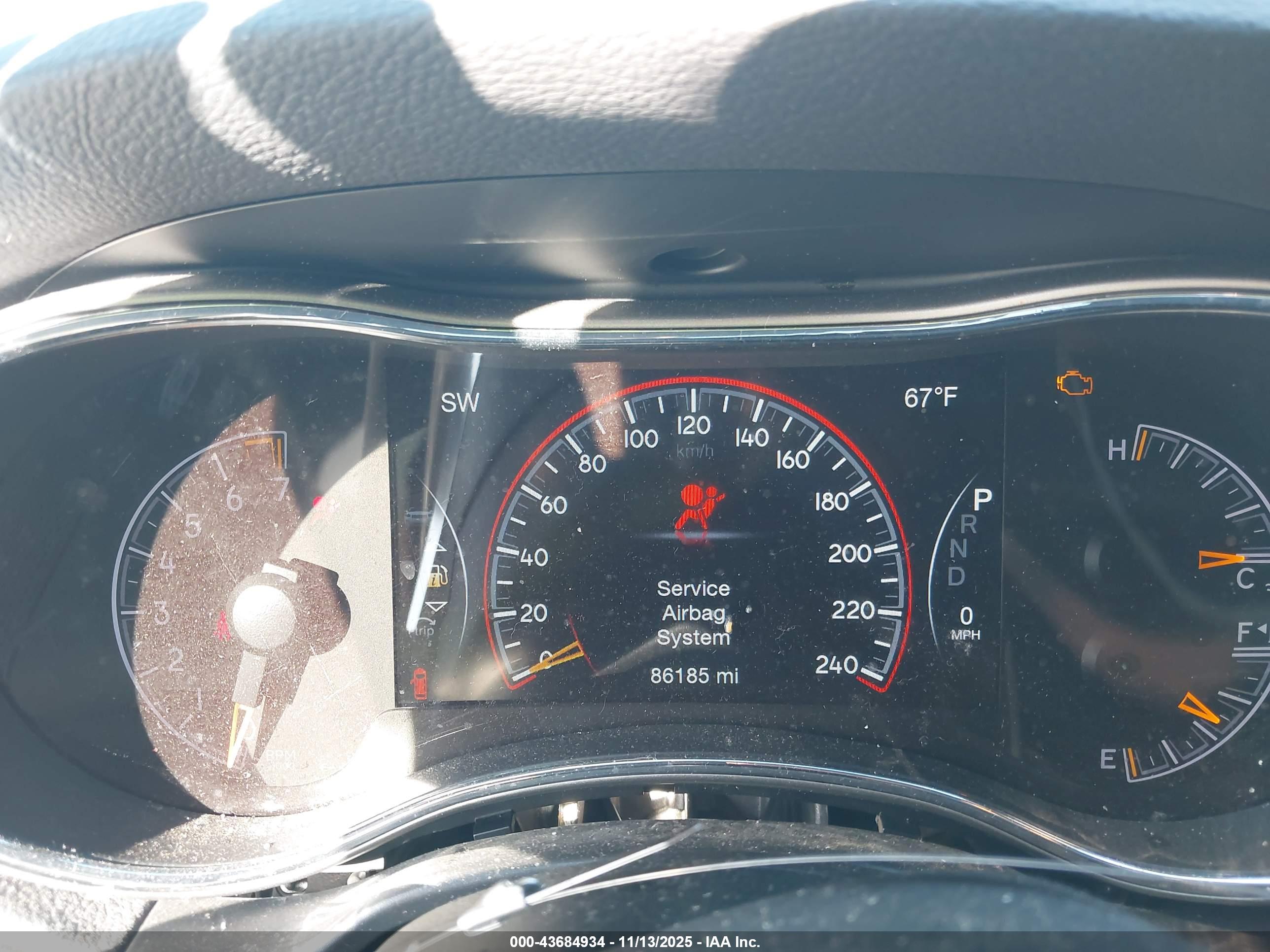 JEEP GRAND image 7