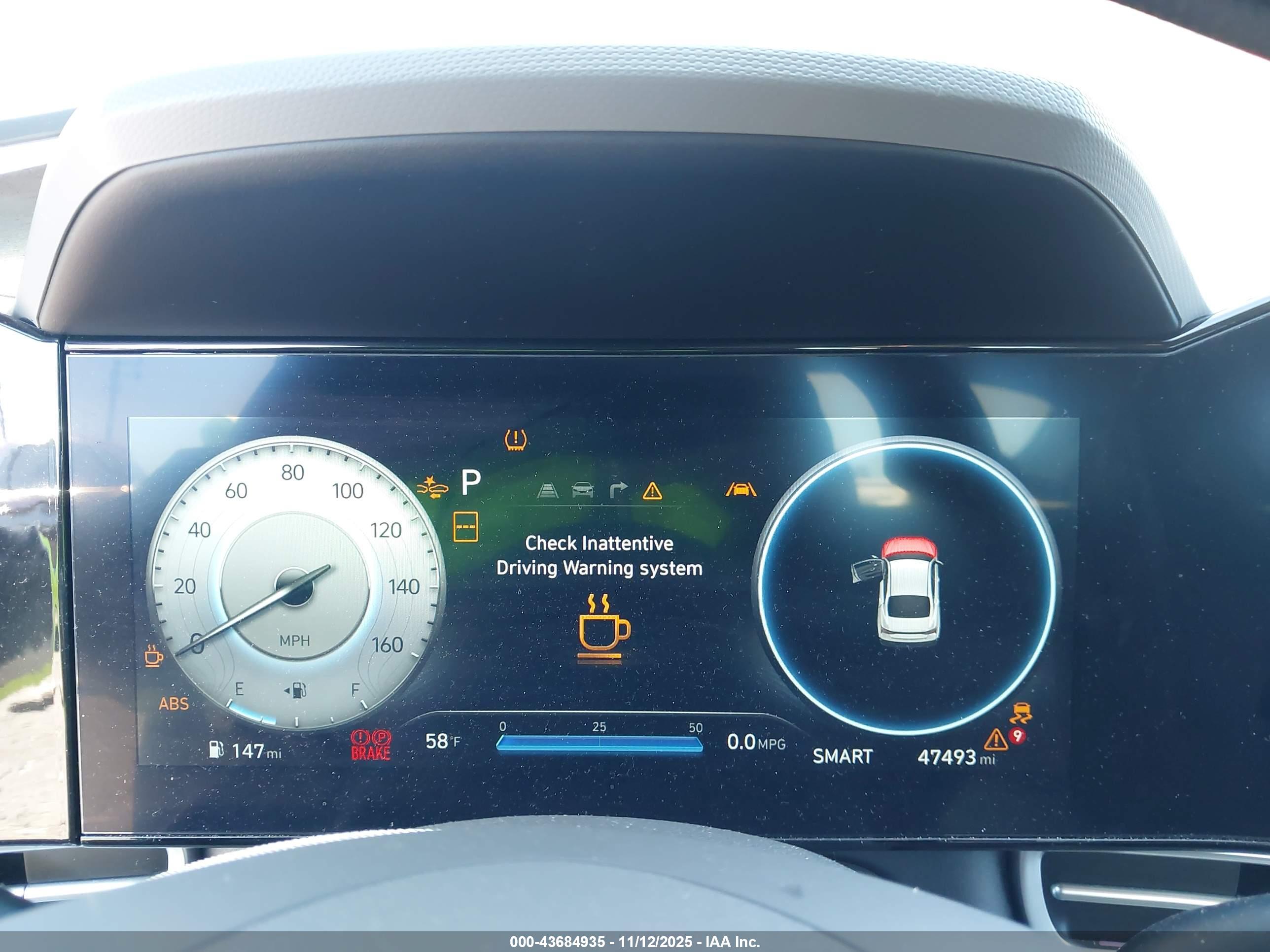 HYUNDAI ELANTRA image 7