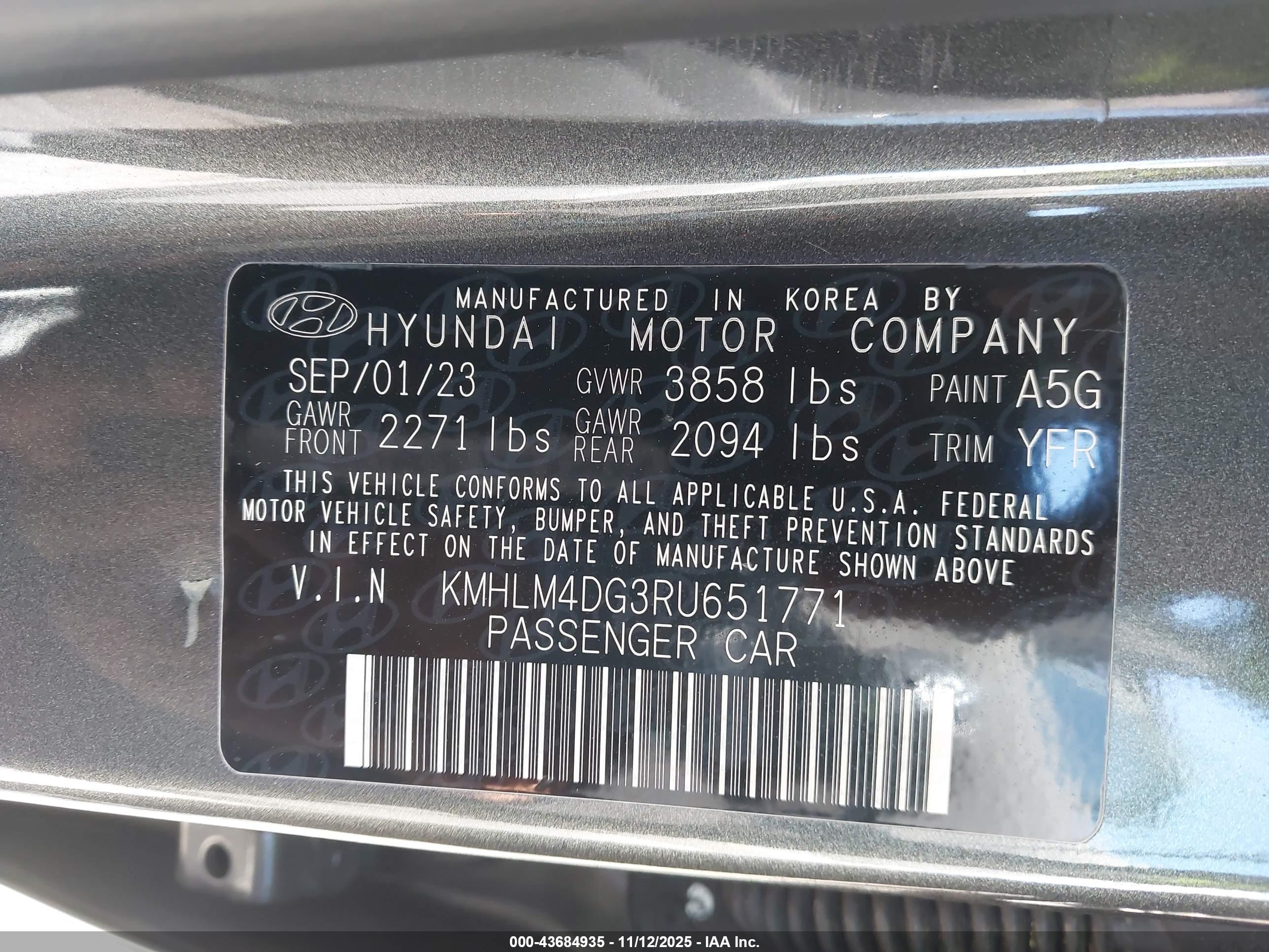 HYUNDAI ELANTRA image 9