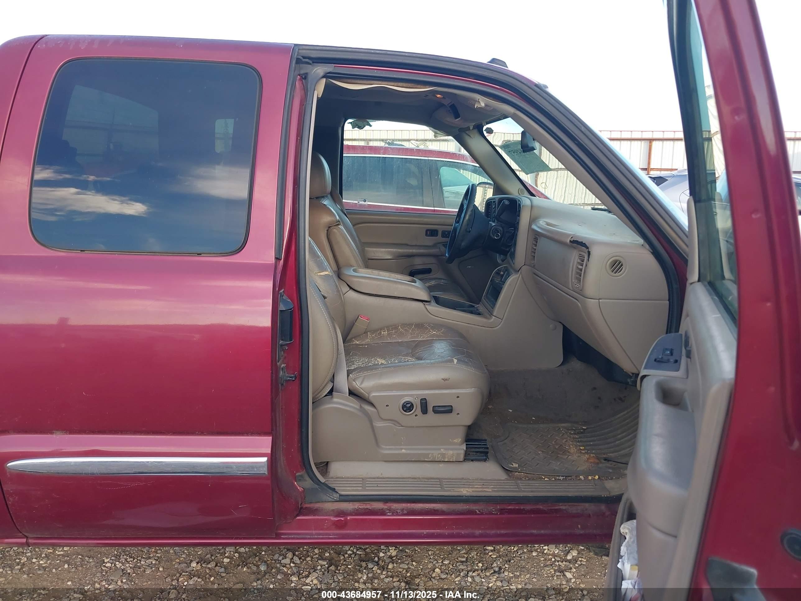GMC SIERRA image 5