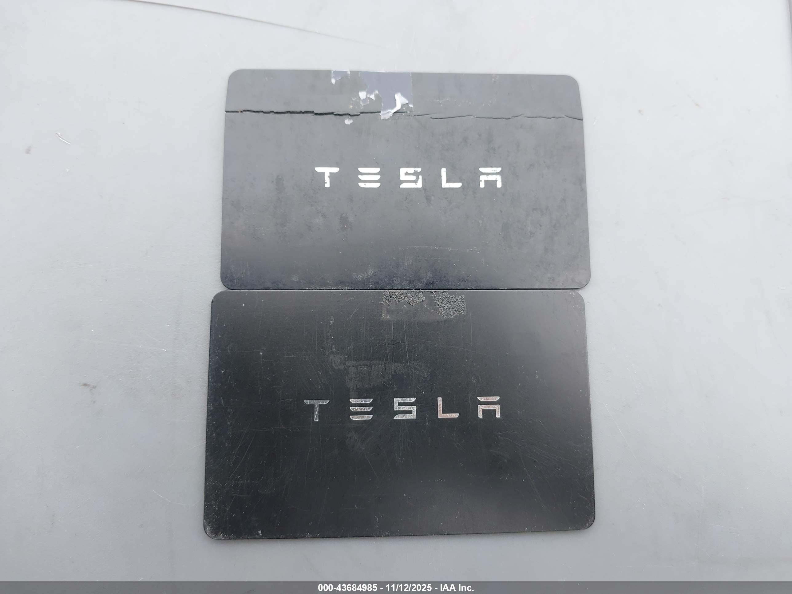 TESLA MODEL image 11
