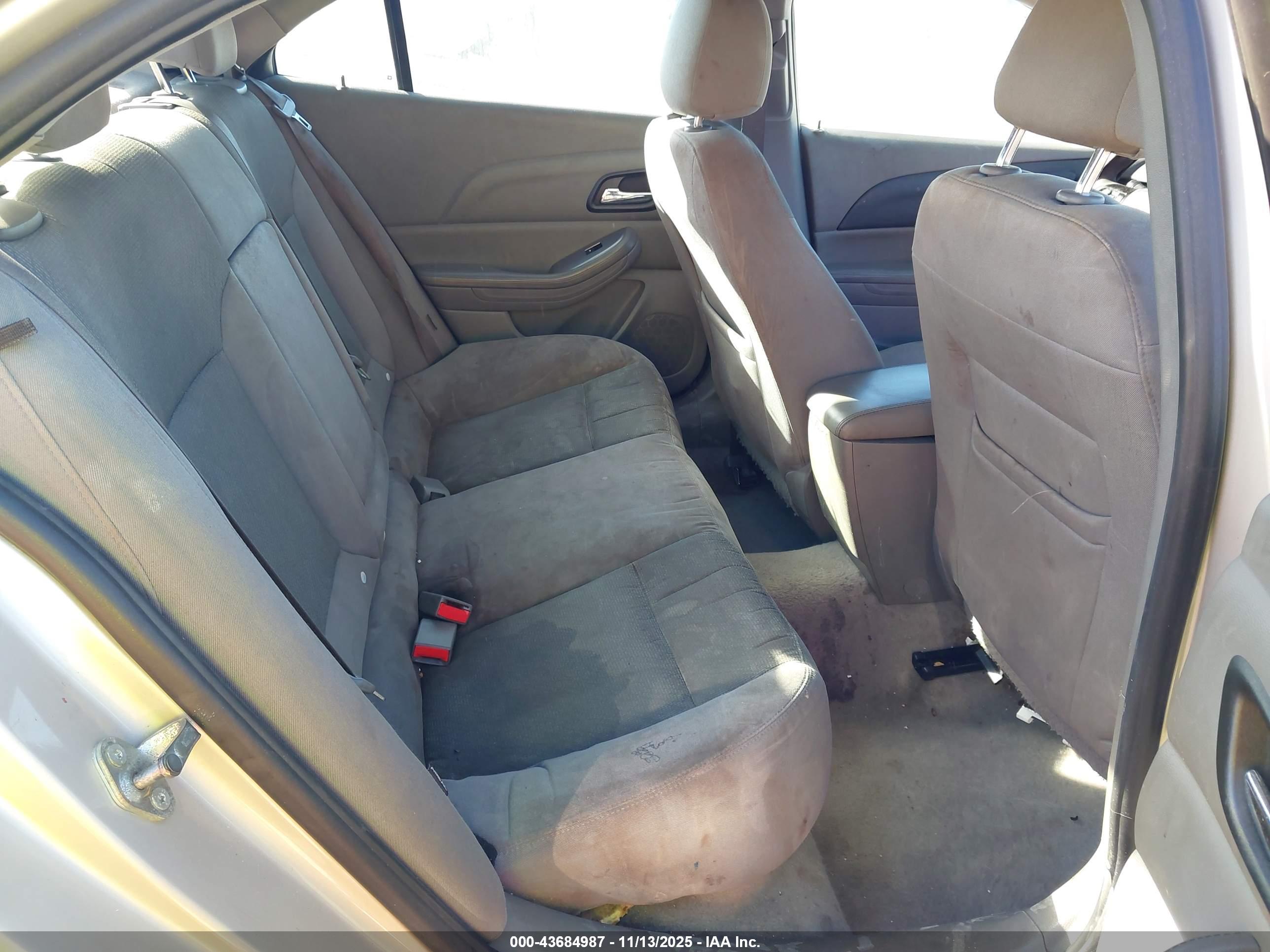 CHEVROLET MALIBU image 8
