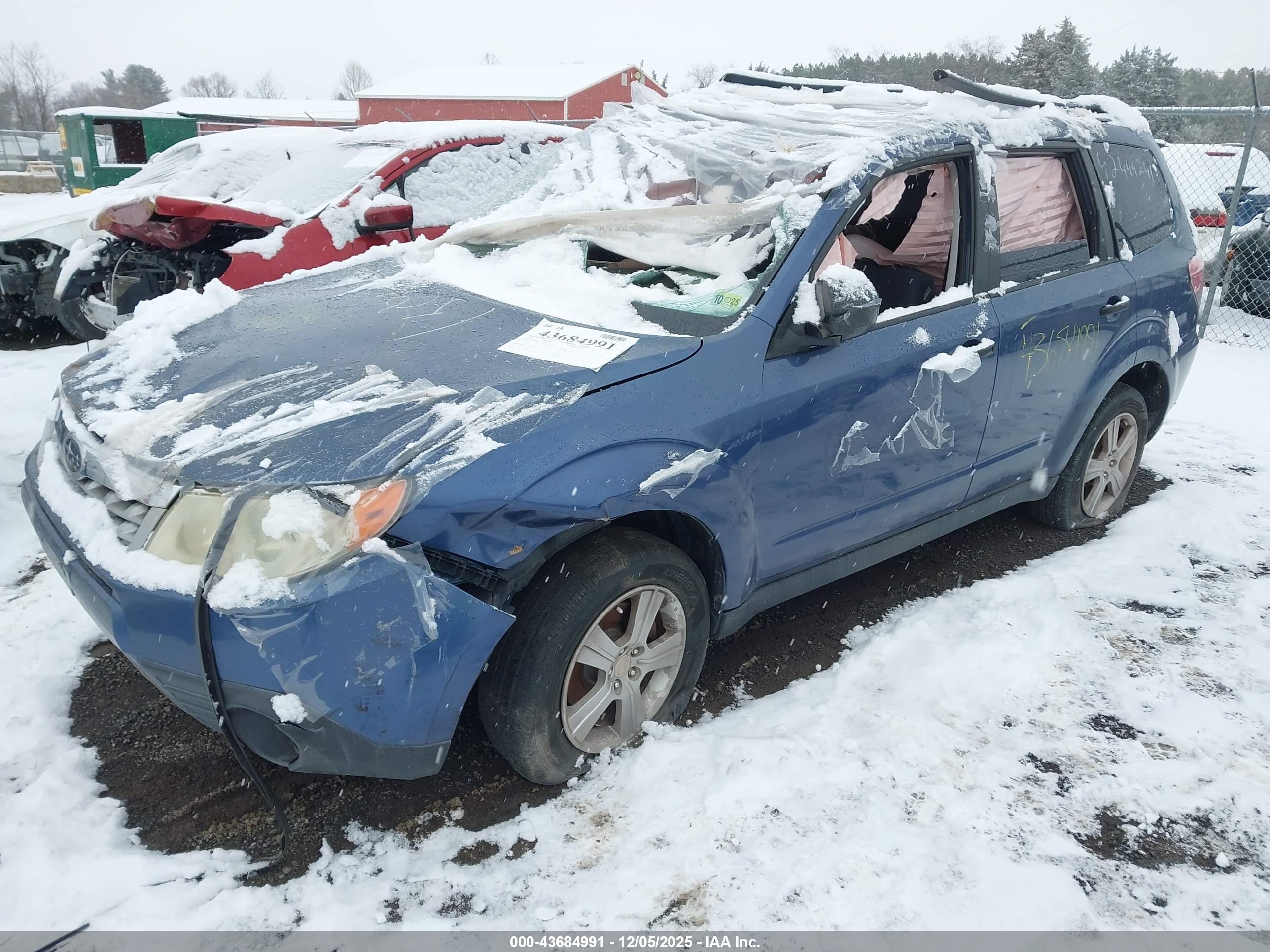 SUBARU FORESTER image 2