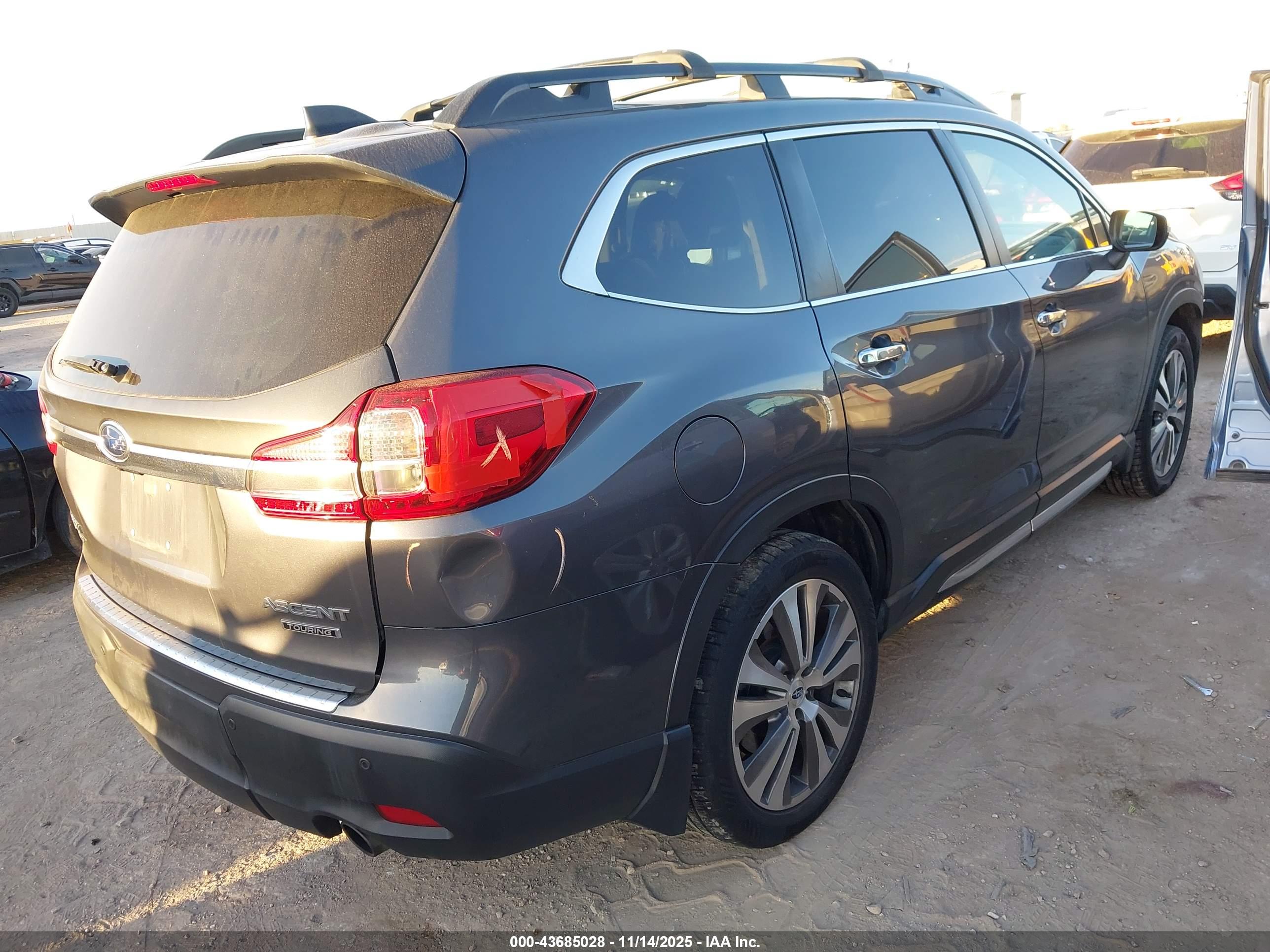 SUBARU ASCENT image 4