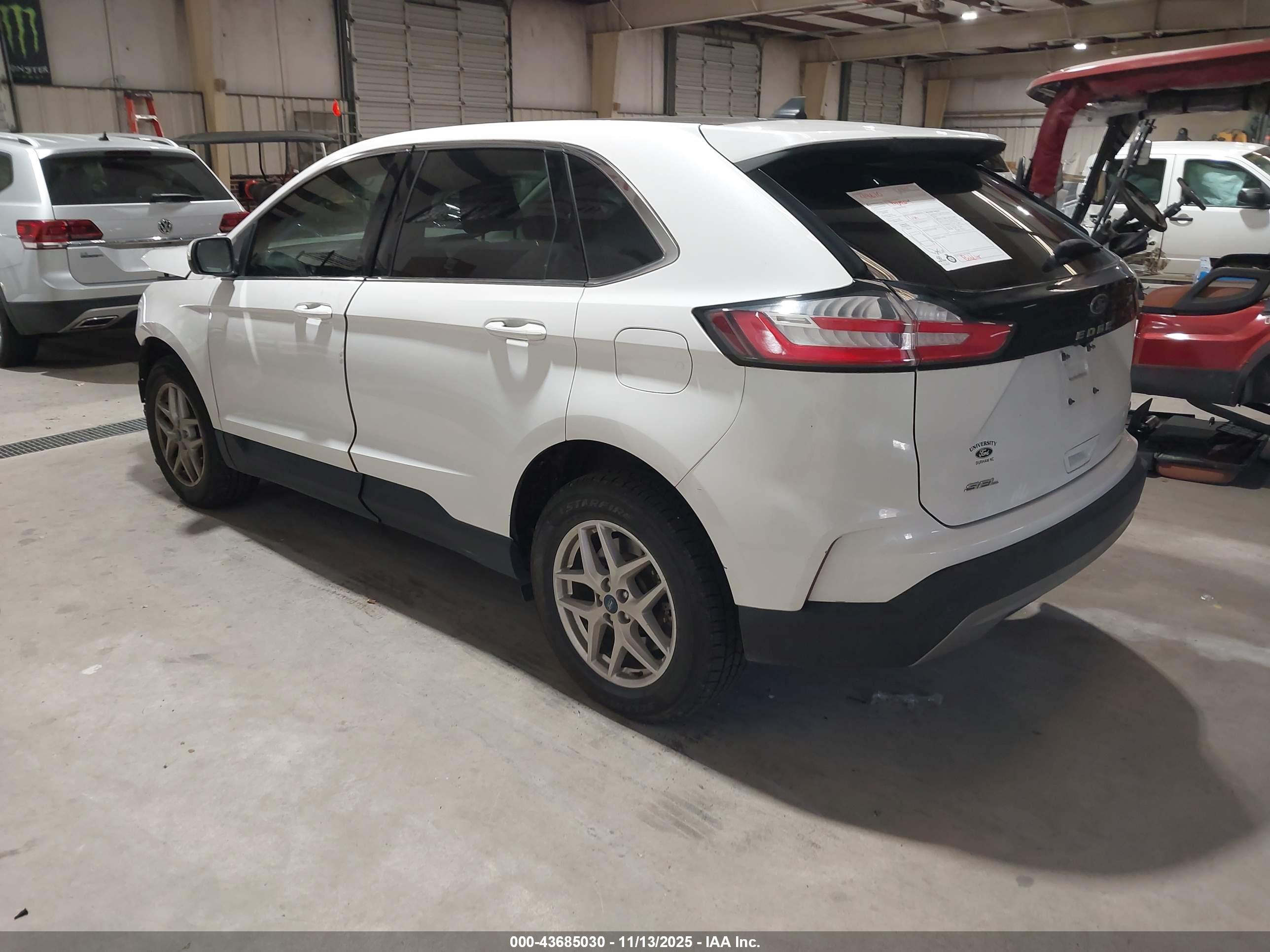 FORD EDGE image 3