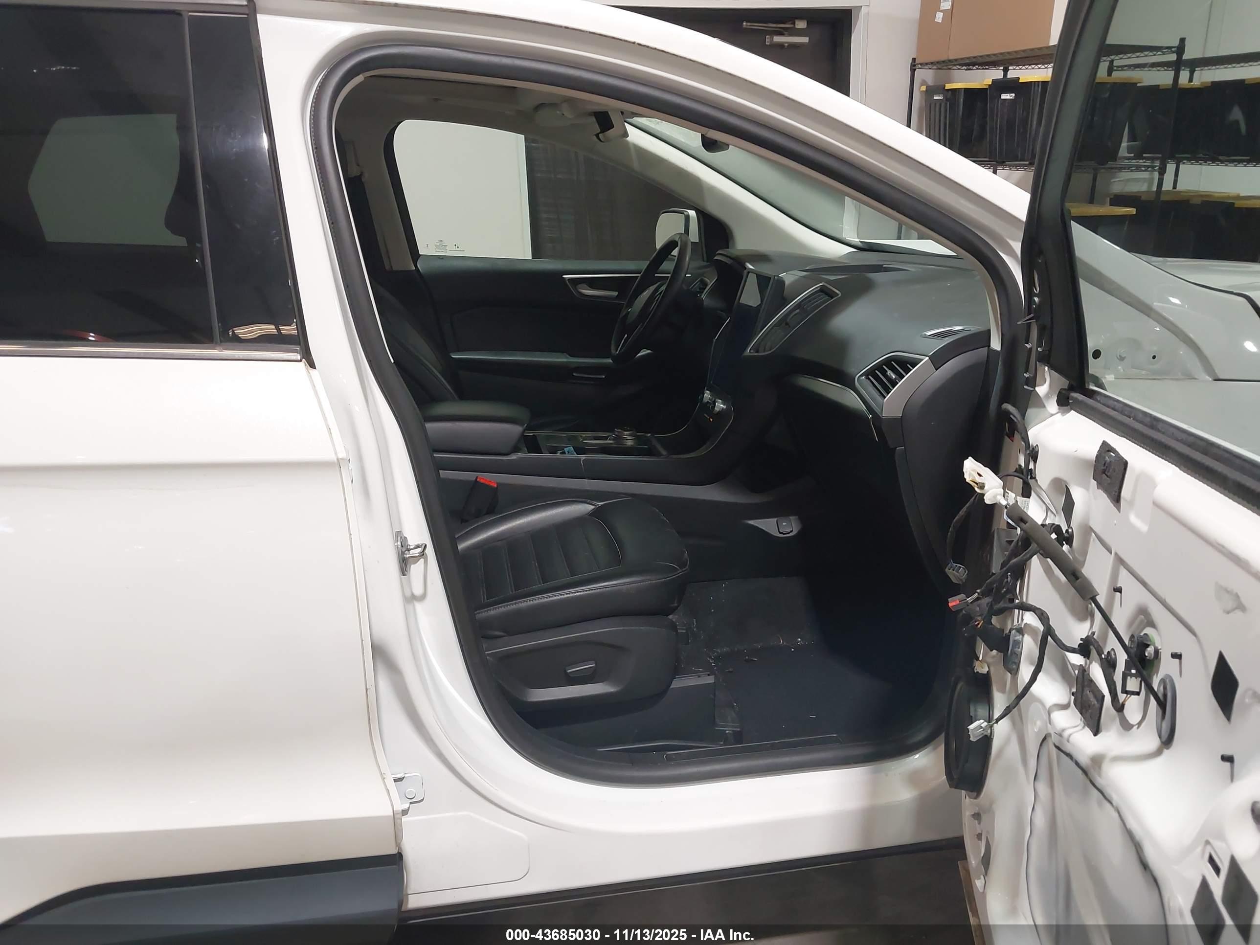 FORD EDGE image 5