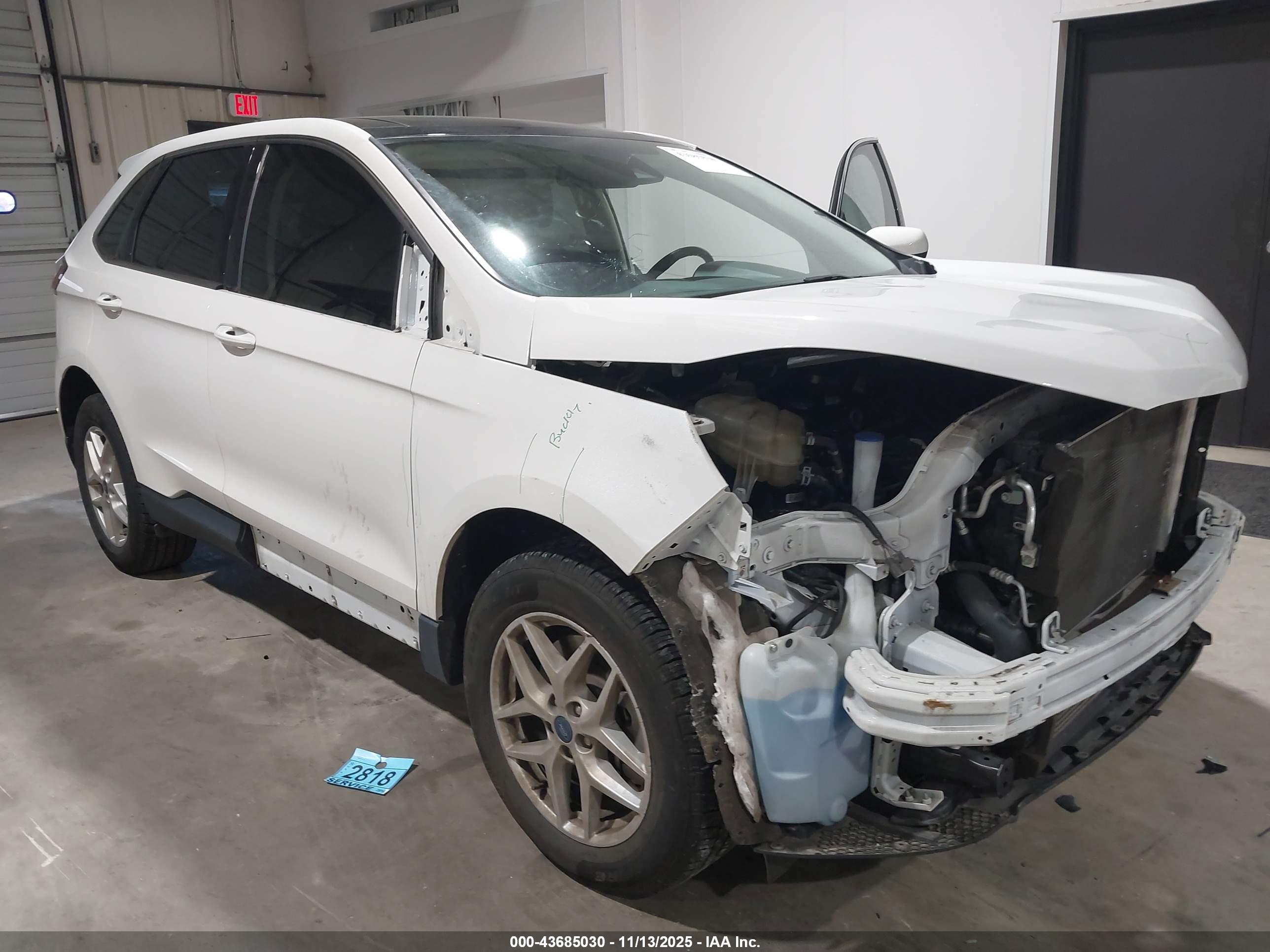 FORD EDGE image 6
