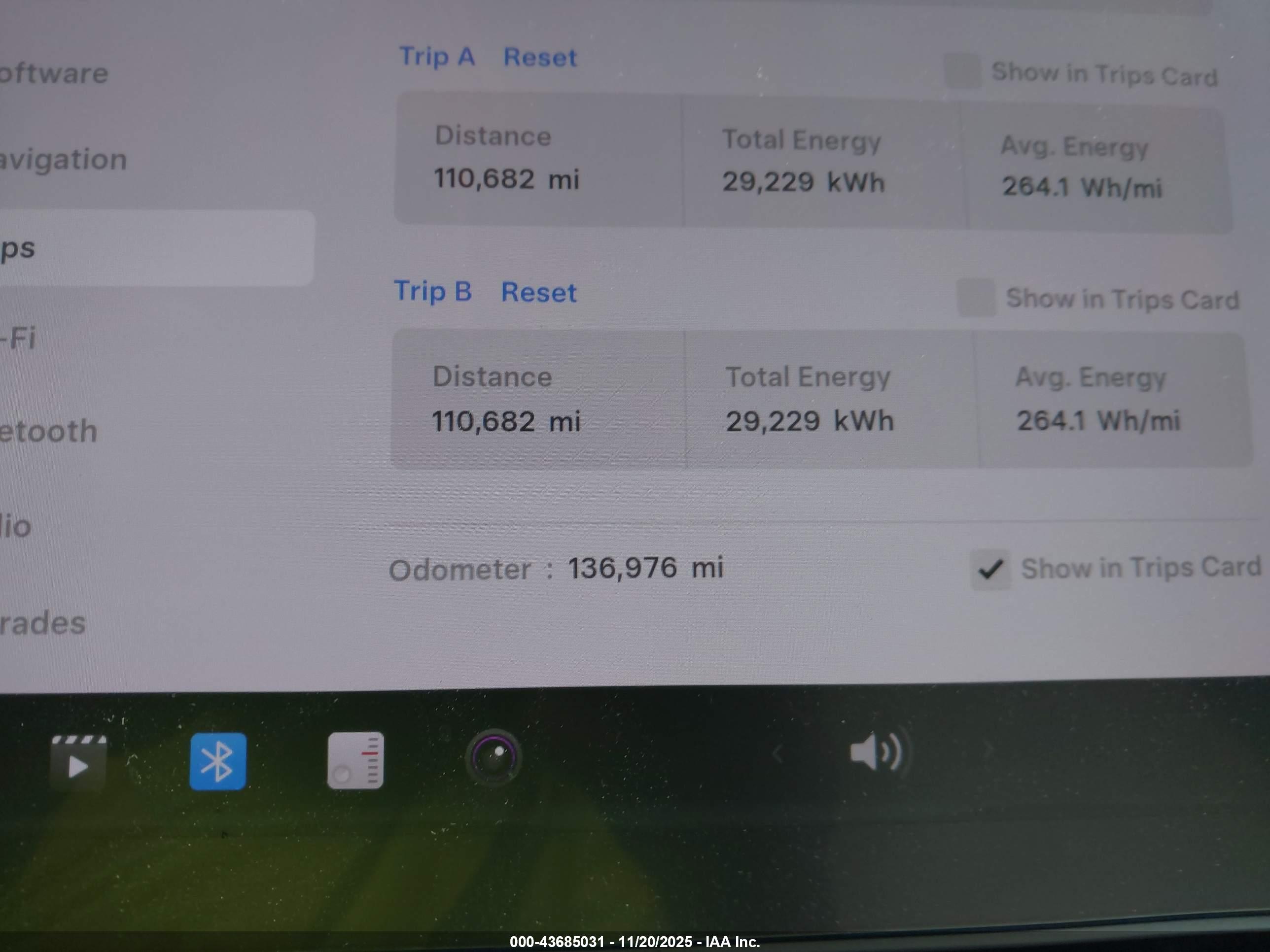 TESLA MODEL image 7