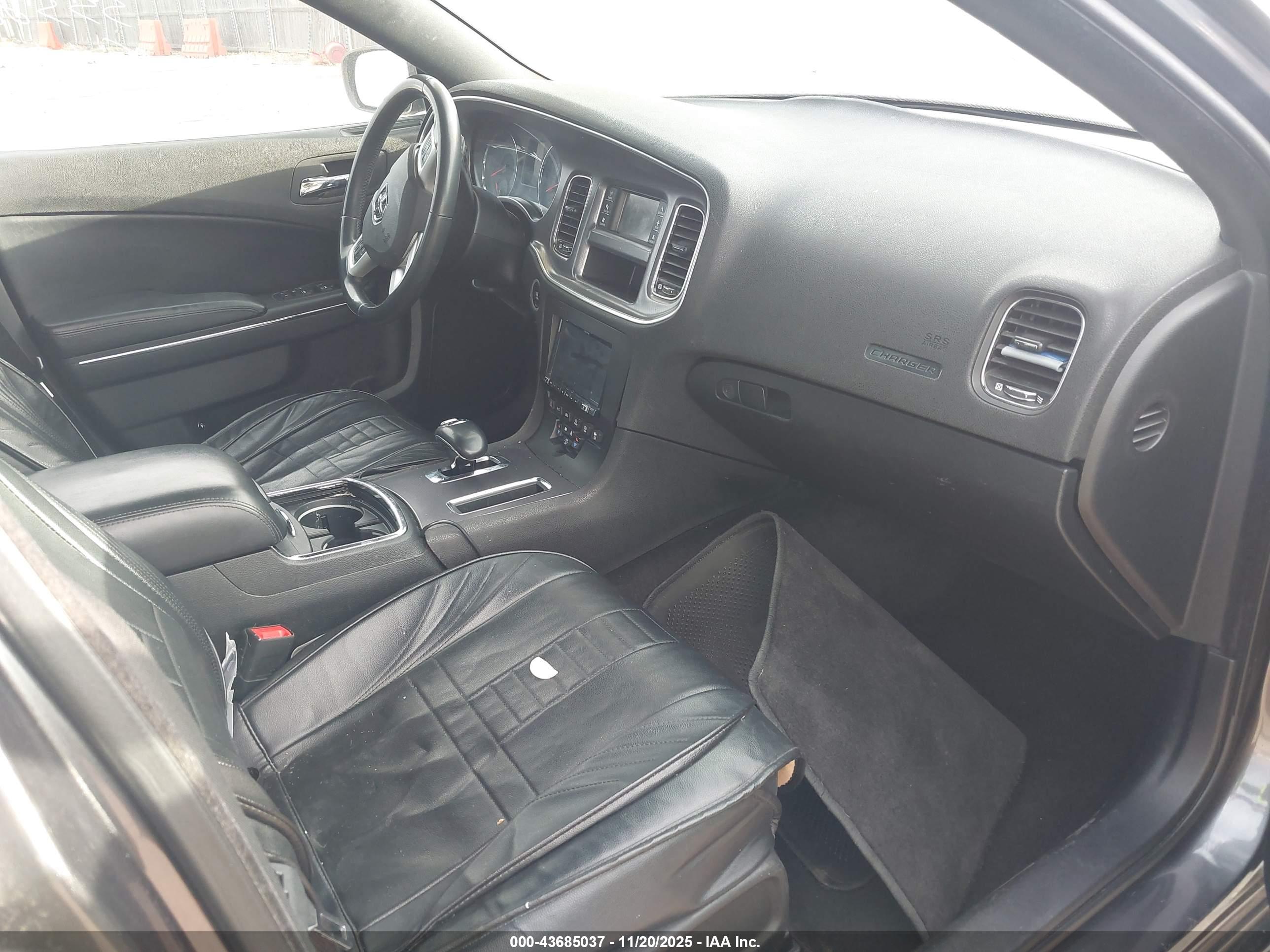 DODGE CHARGER image 5