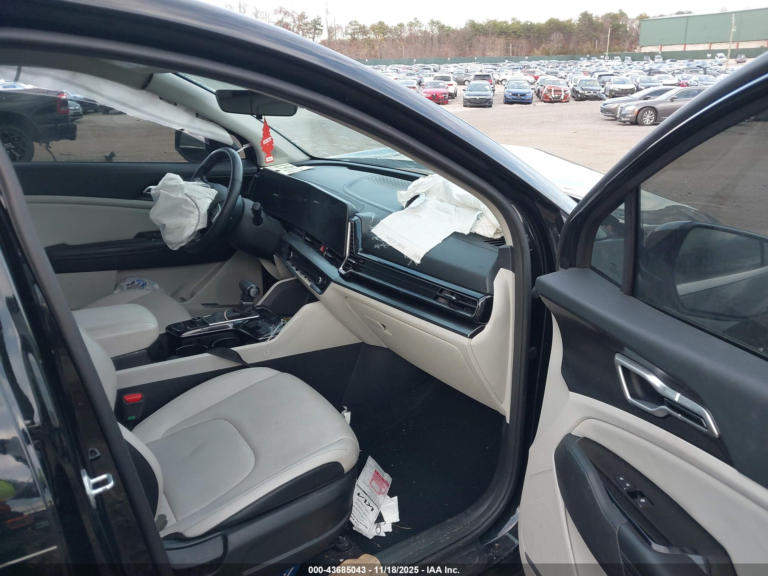 KIA SPORTAGE image 5