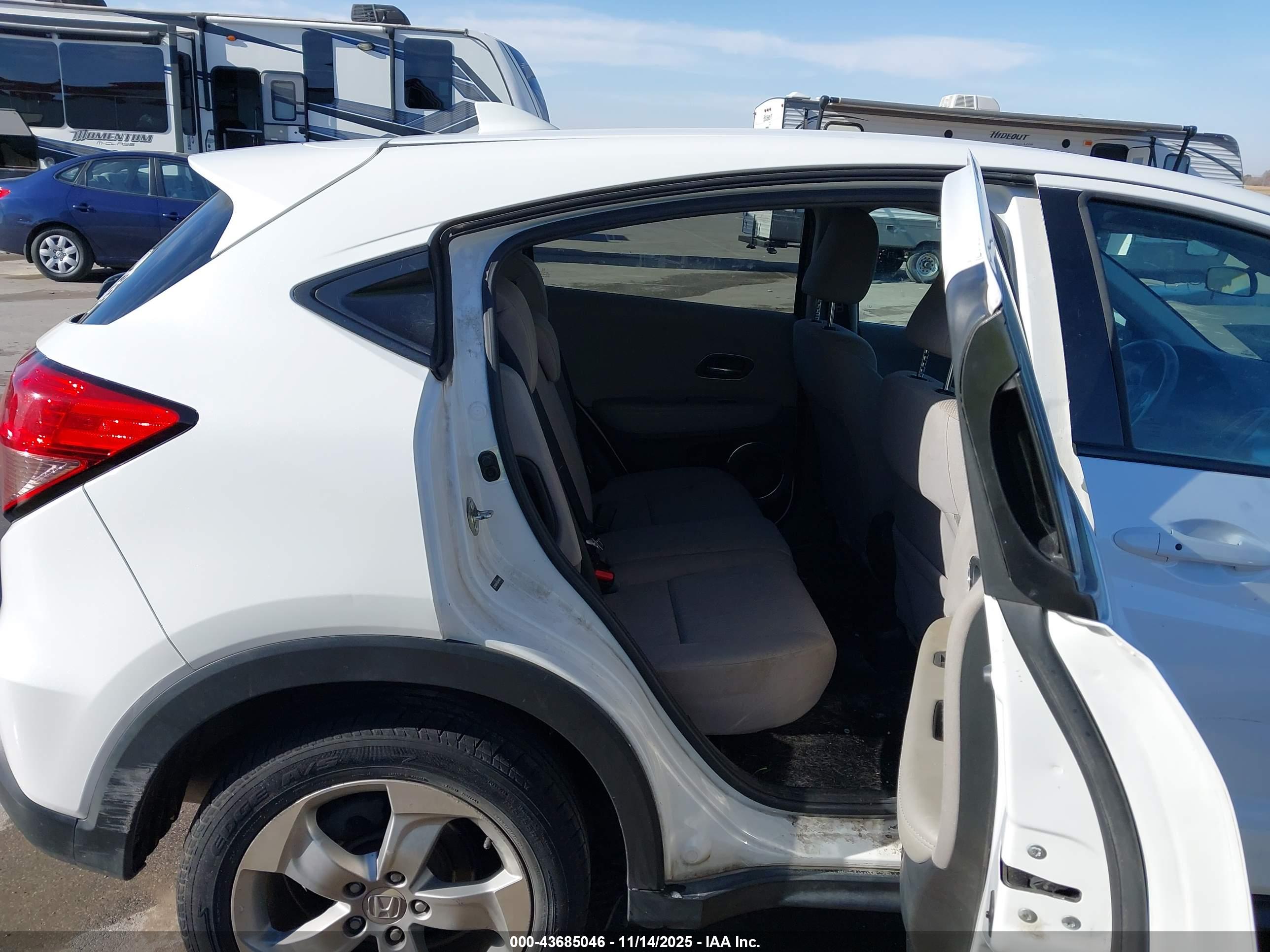 HONDA HR-V image 8