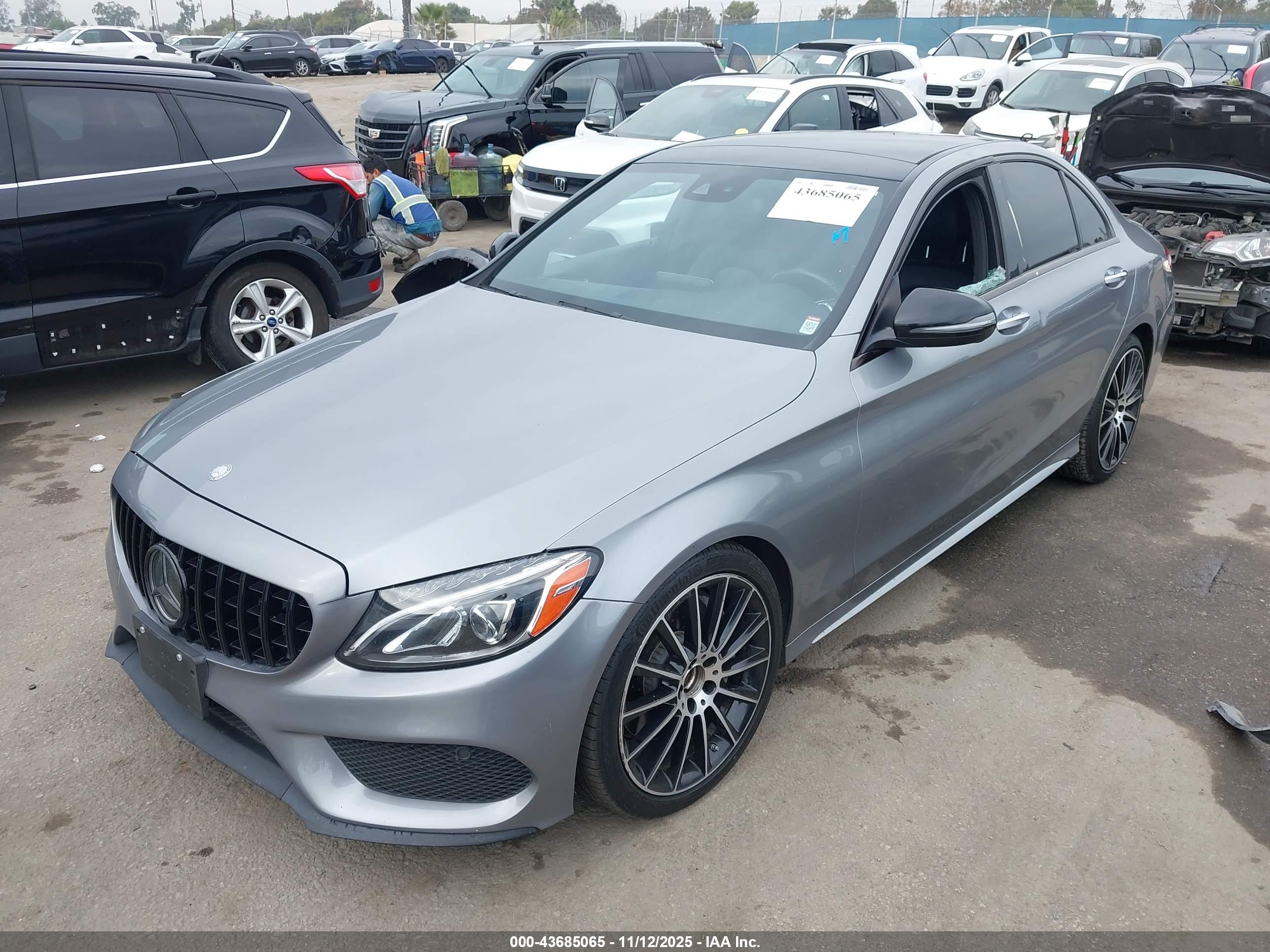 MERCEDES-BENZ C image 2