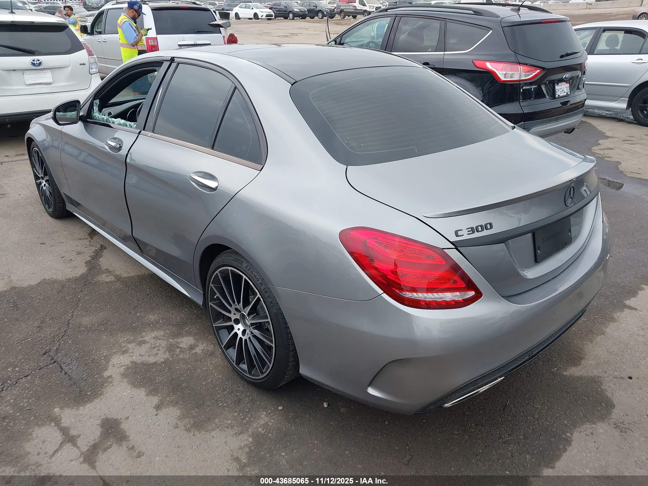 MERCEDES-BENZ C image 3