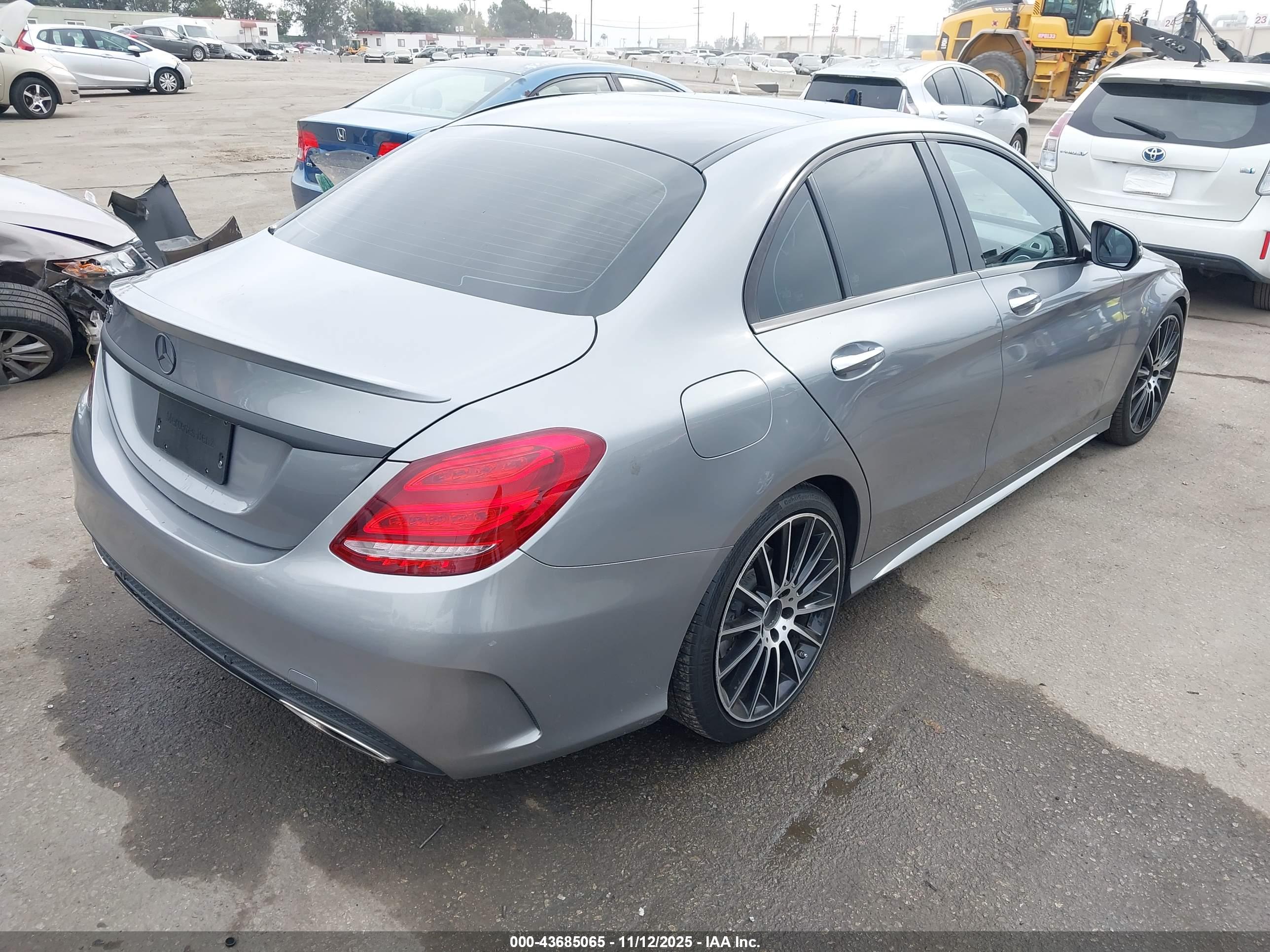 MERCEDES-BENZ C image 4