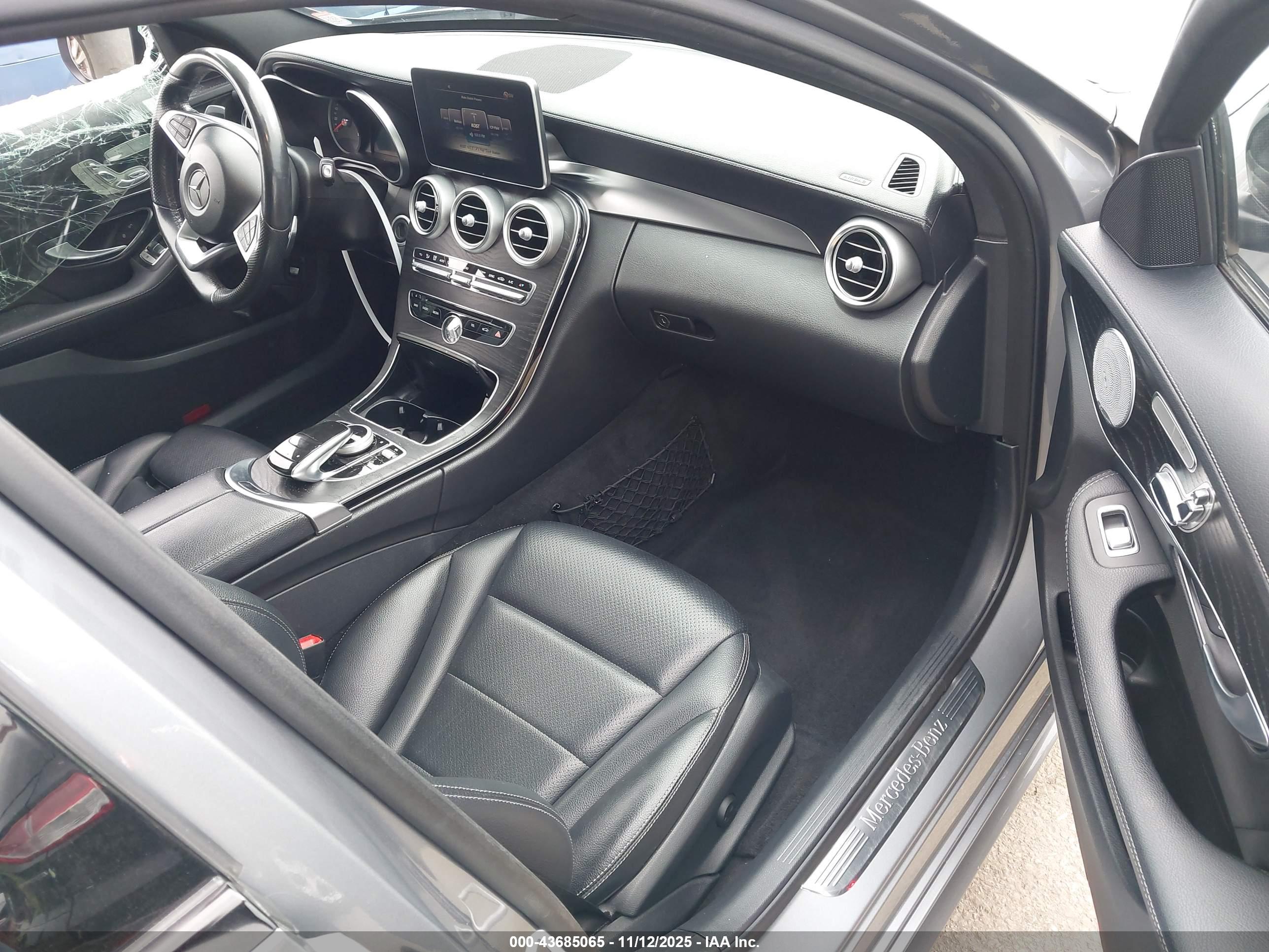 MERCEDES-BENZ C image 5