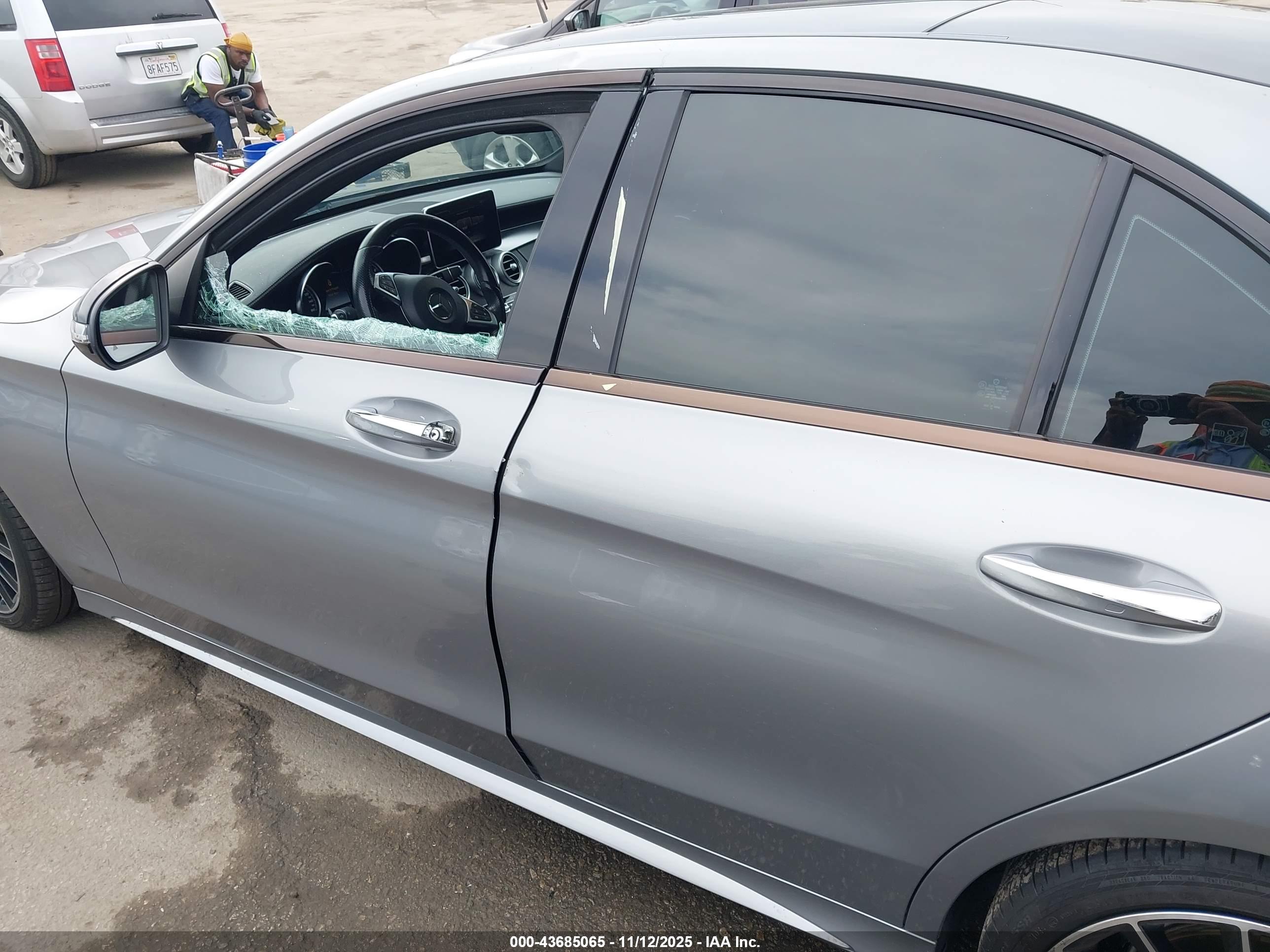 MERCEDES-BENZ C image 6