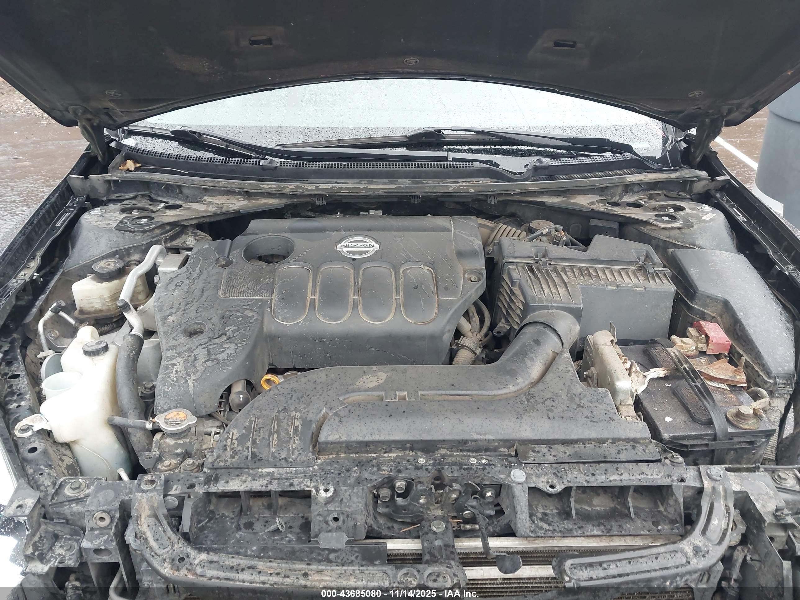 NISSAN ALTIMA image 10